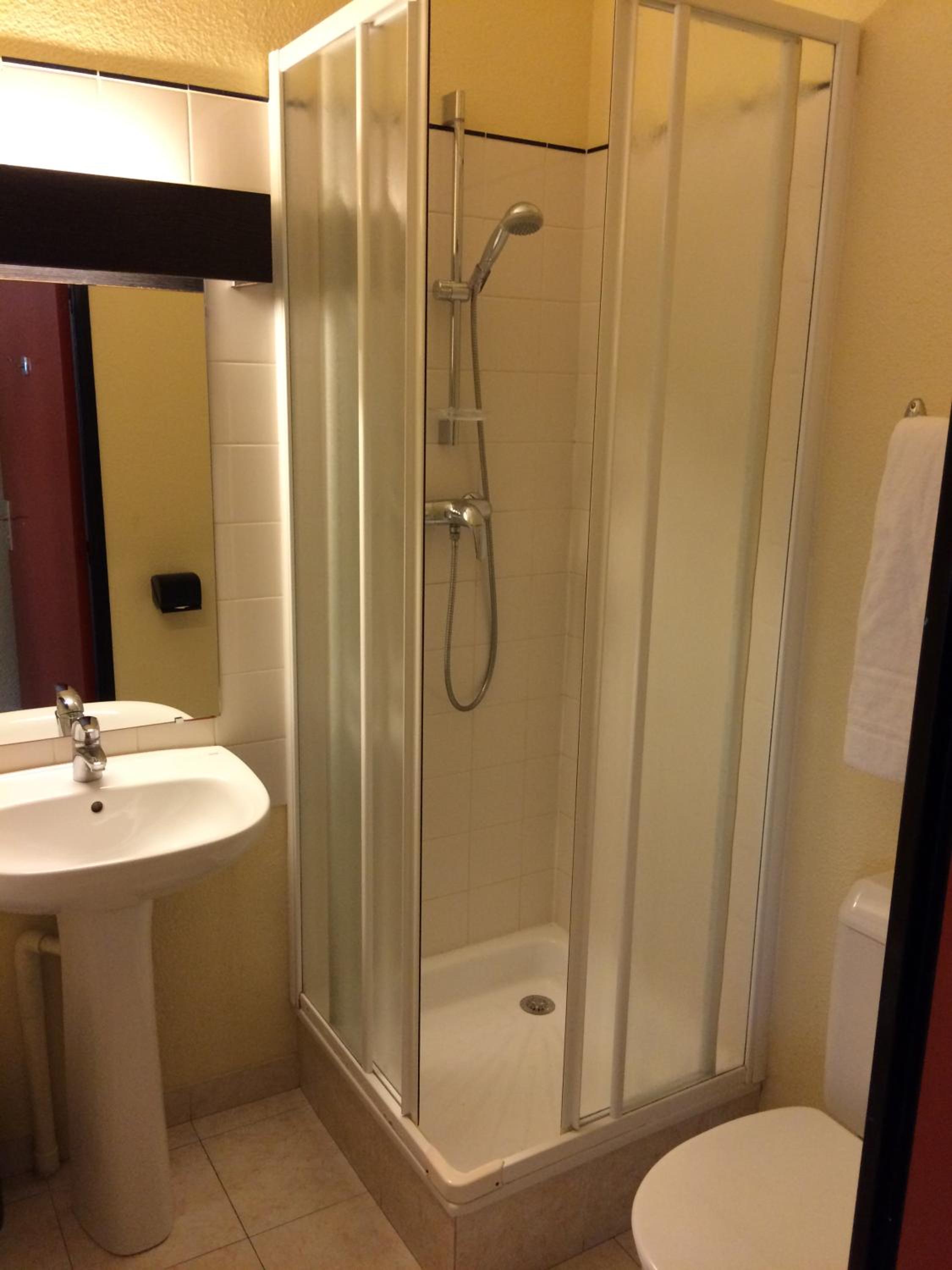 Standard Single Room photo 2