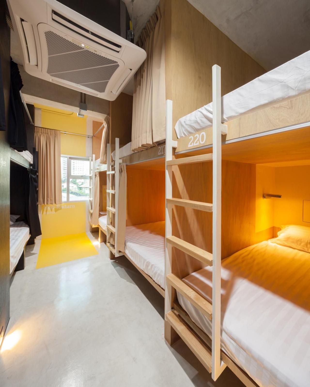 Bed in 10-Bed Mixed Dormitory Room photo 3