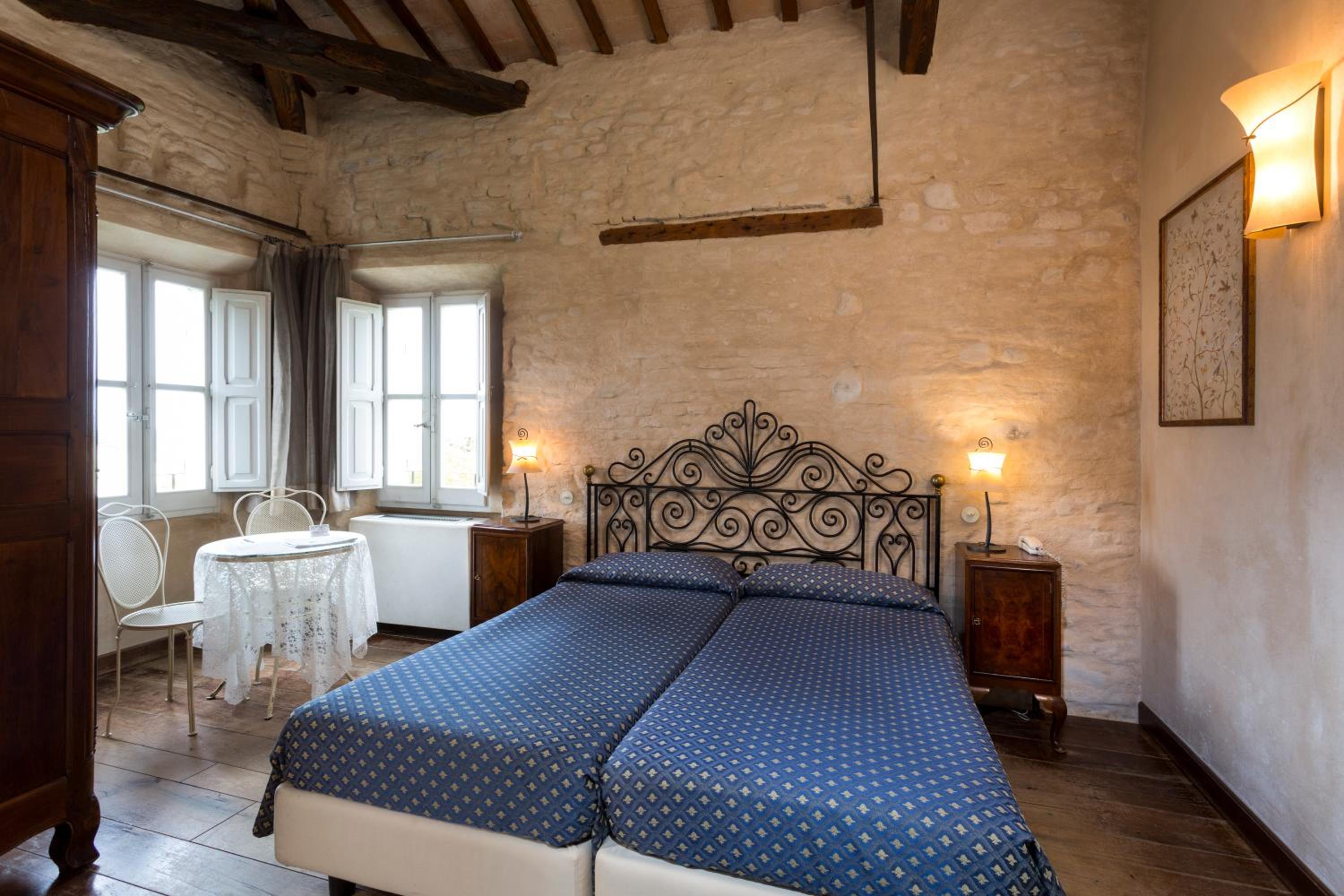 Triple Room - Photo 1