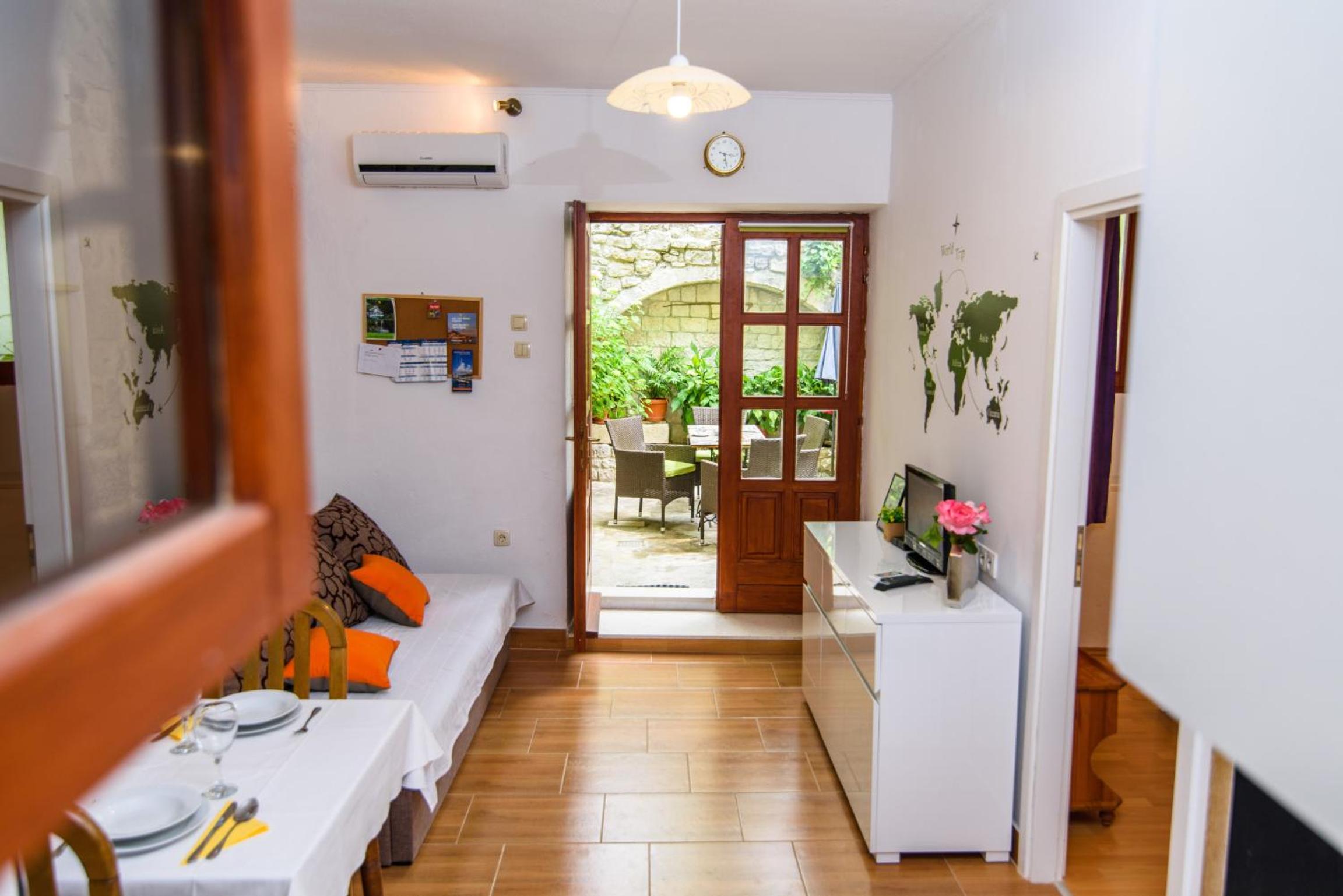 Studio with Terrace