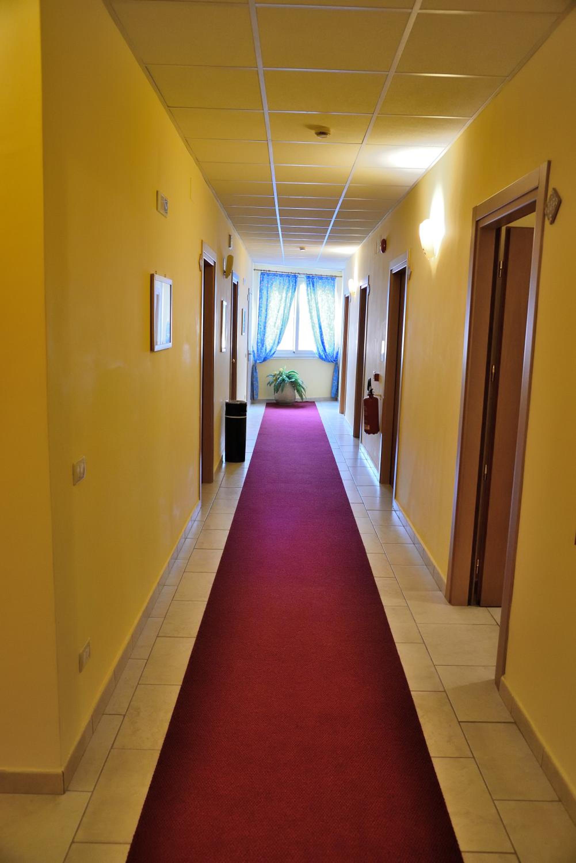 Triple Room - Photo 5