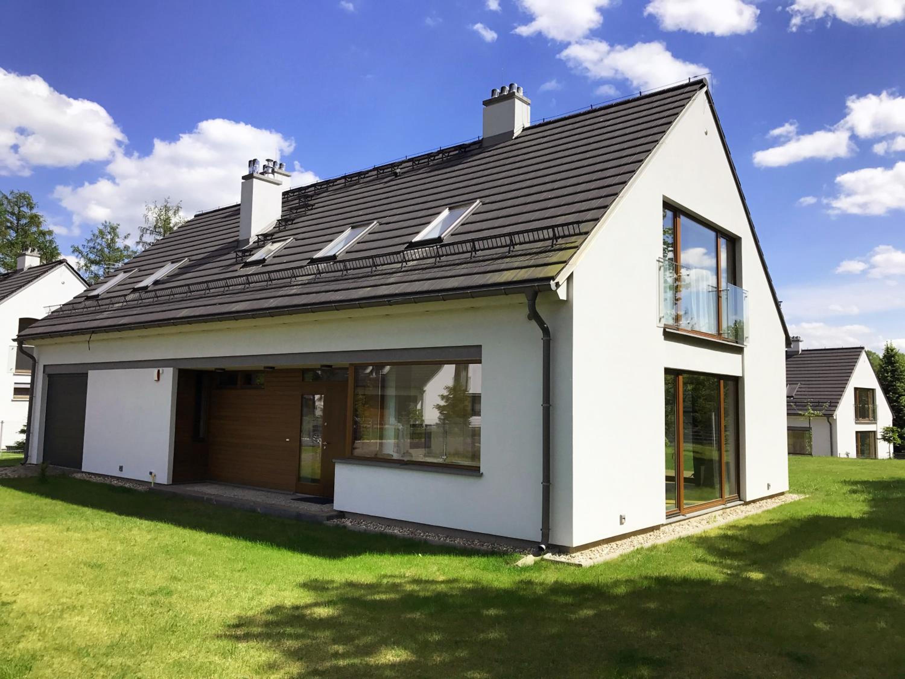 Villa photo 2