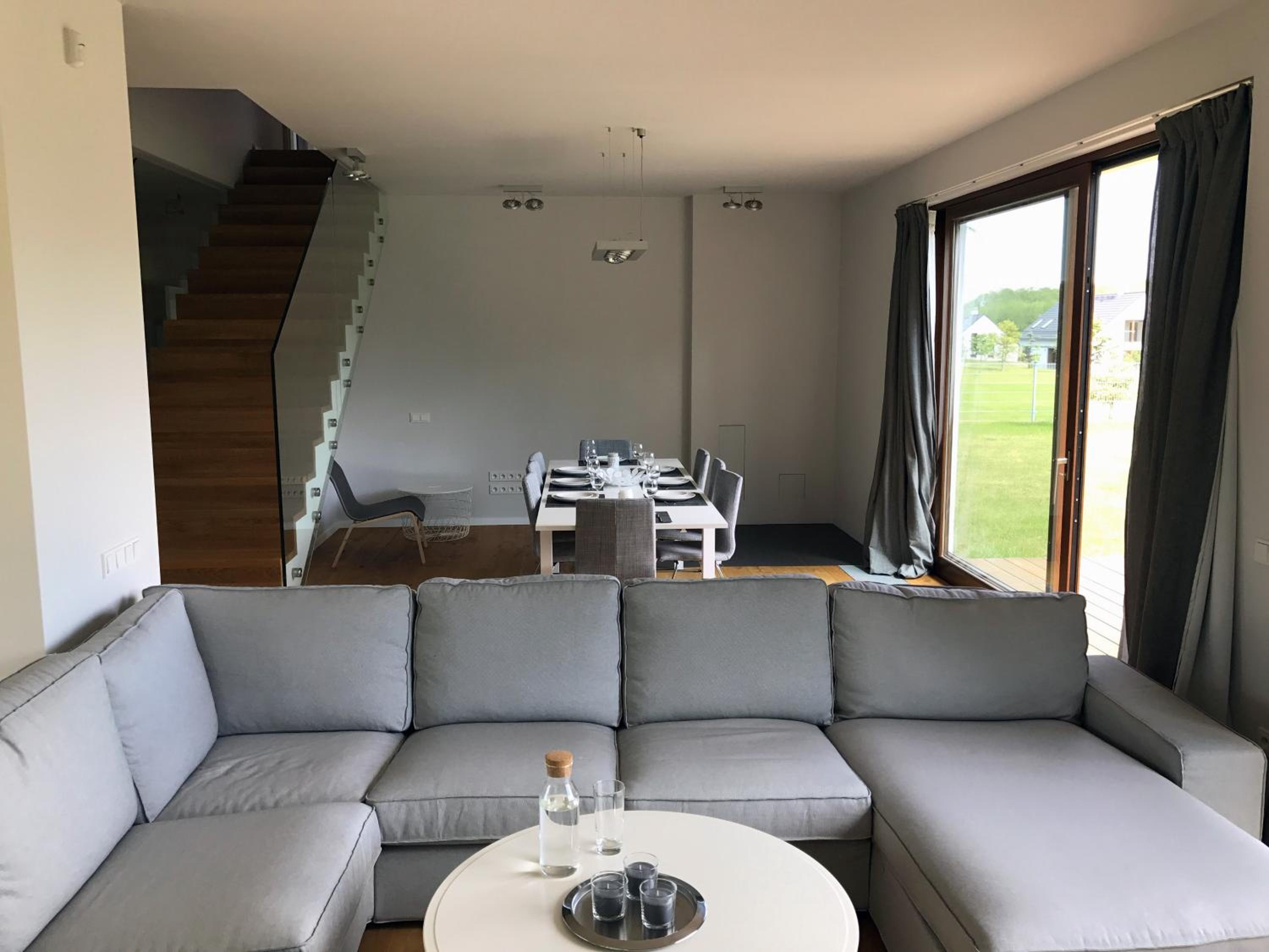 Villa photo 1