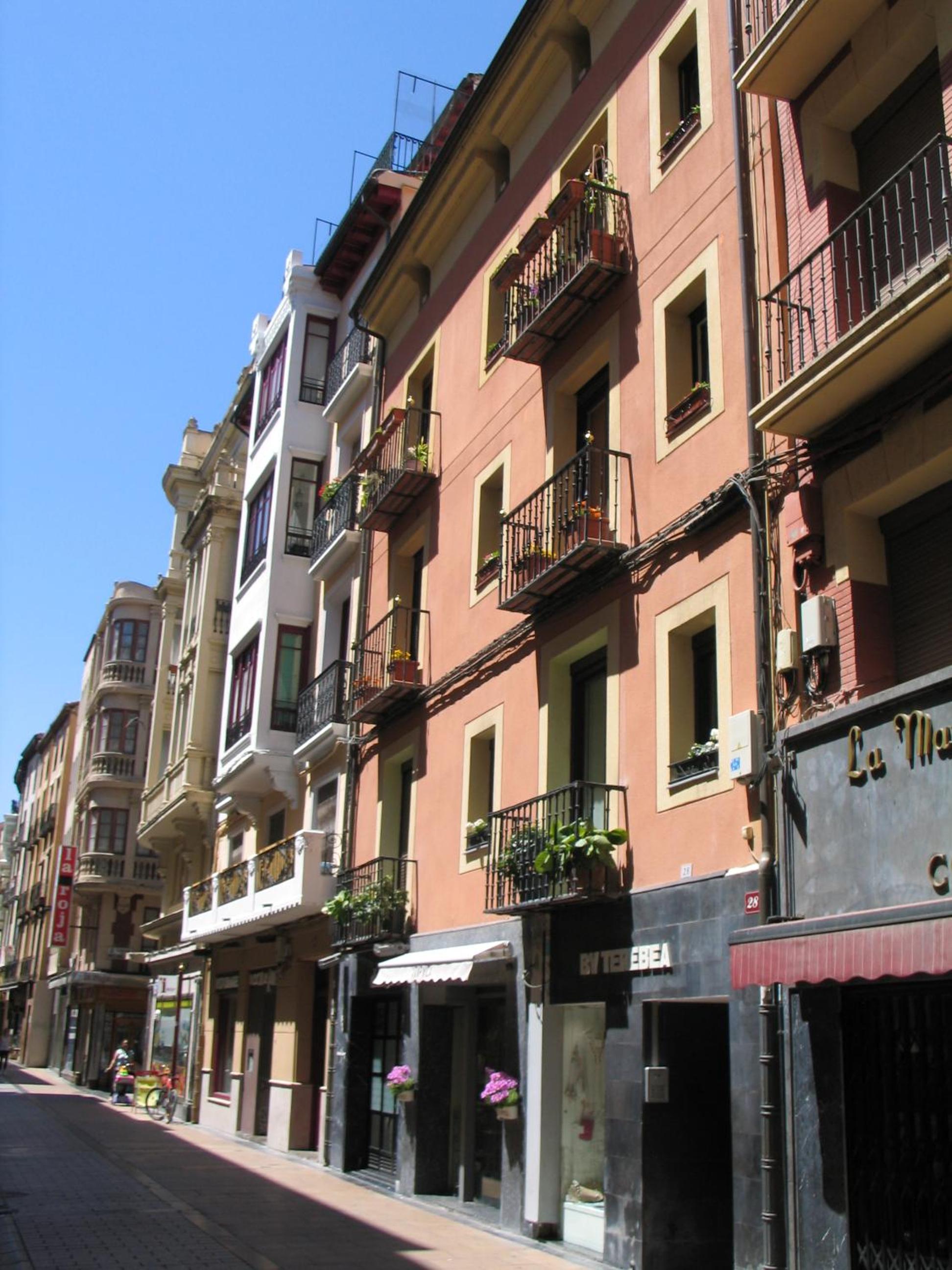 Apartment - Photo 10
