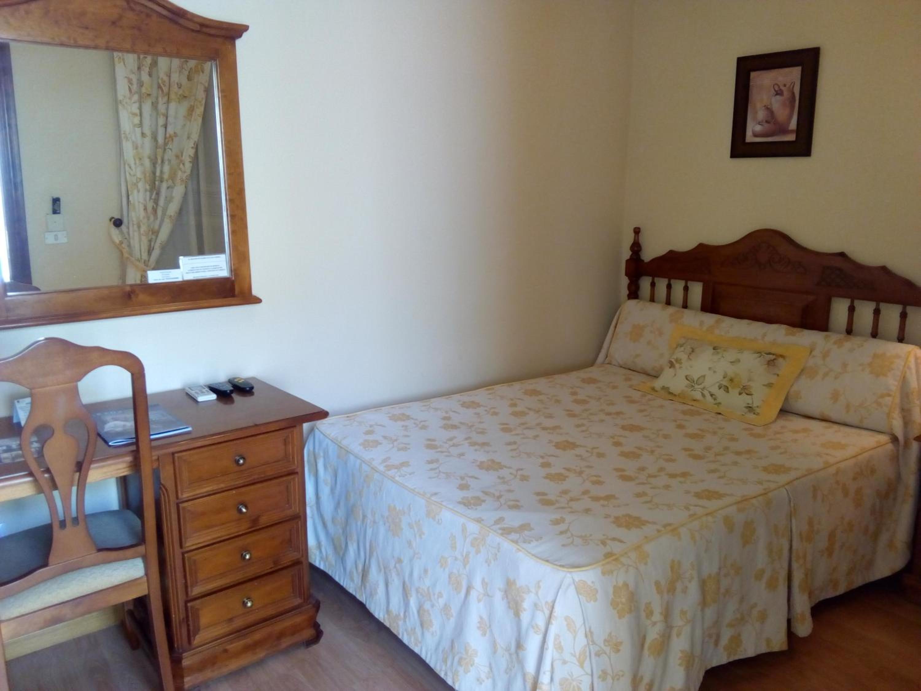Single Room photo 2