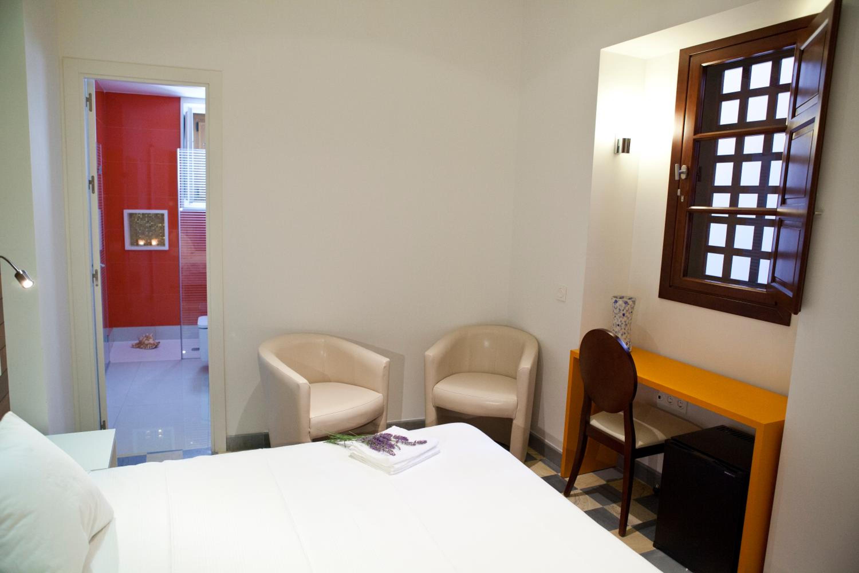 Double Or Twin Room photo 3