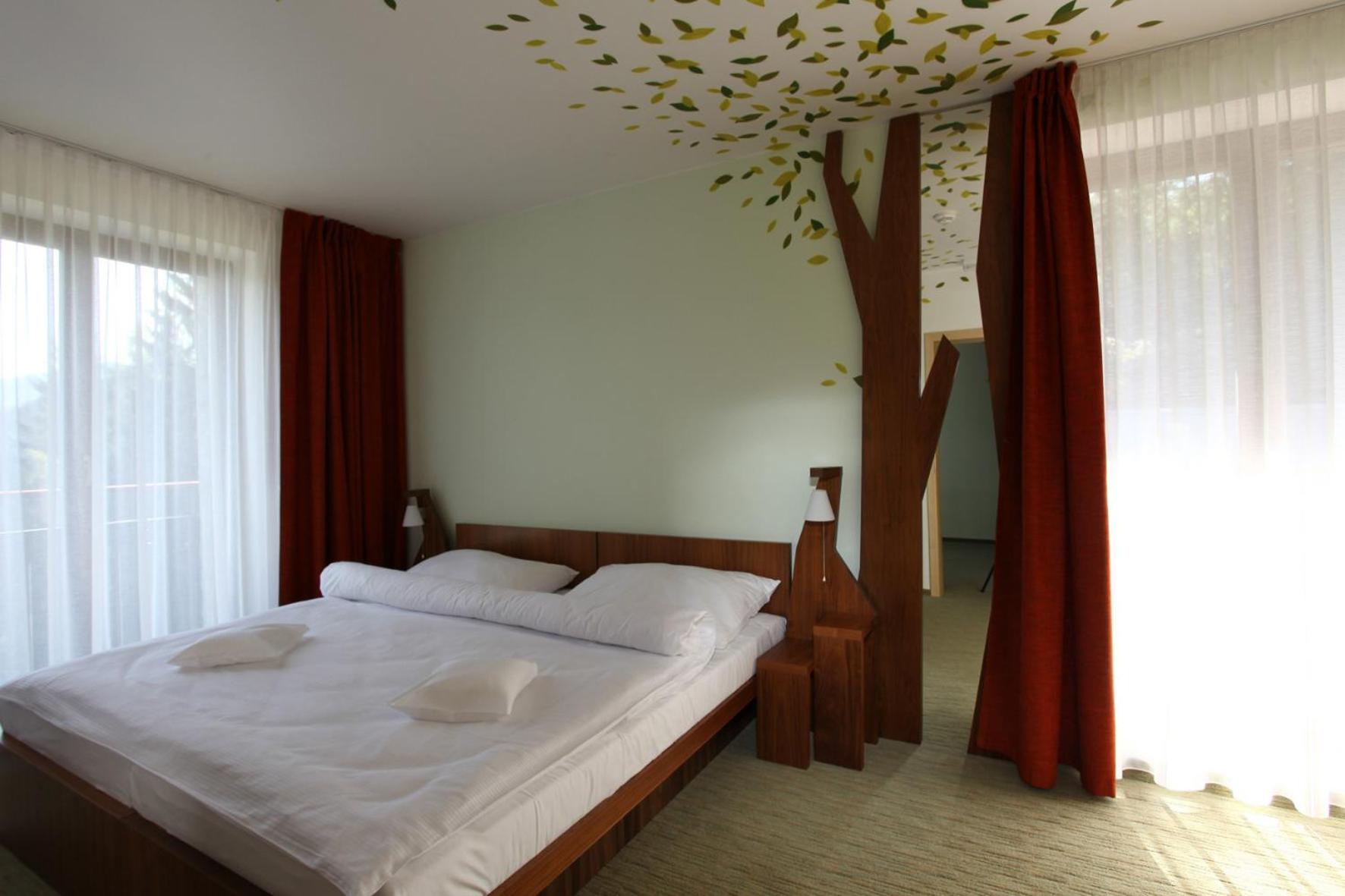 Double or Twin Room - Photo 1