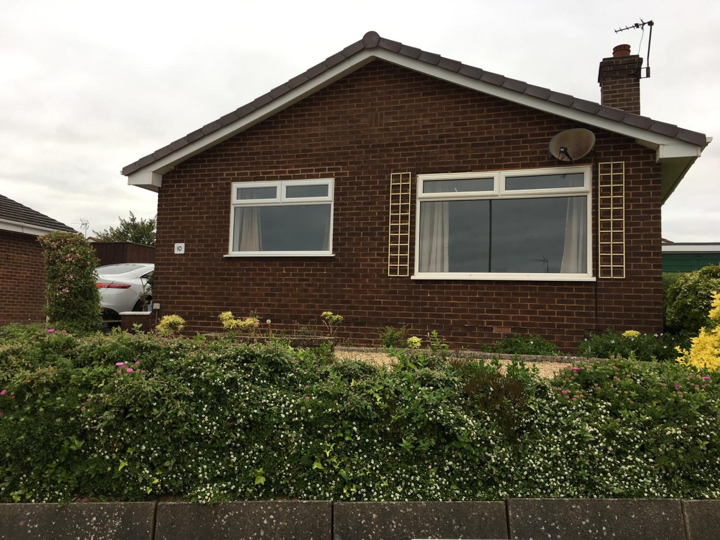 Two-Bedroom House photo 2