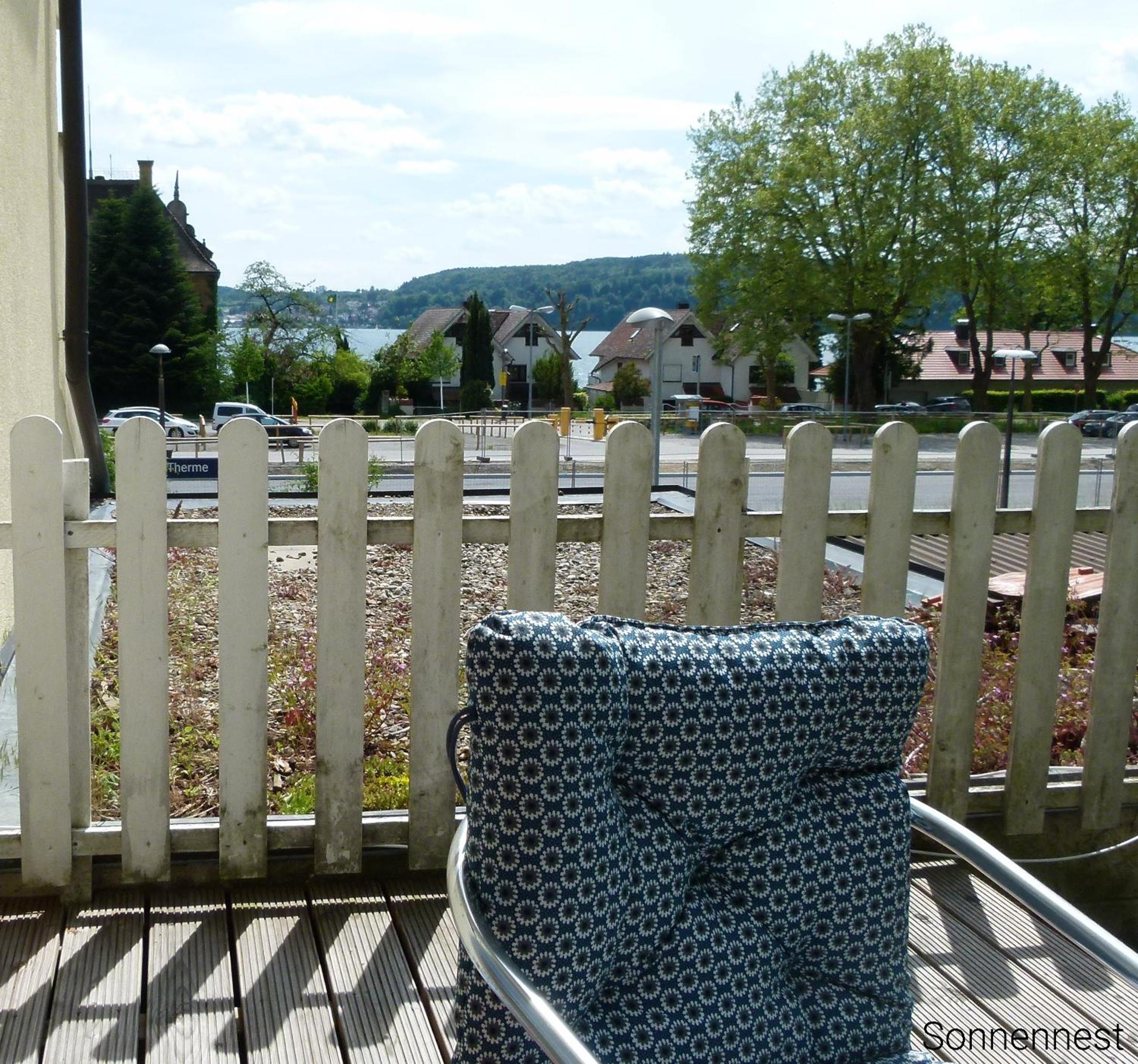 Apartment with Lake View photo 2