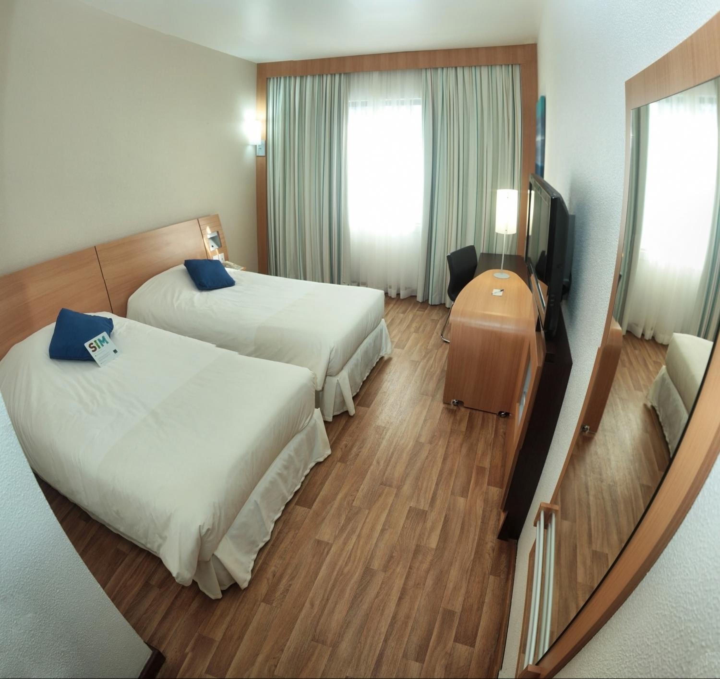 Superior Twin Room - Photo 5