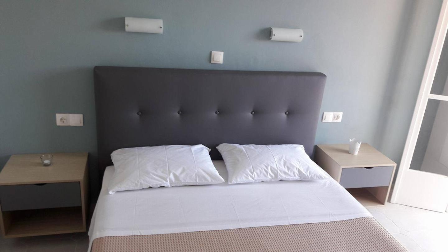  Deluxe One Bedroom Apartment  with Partial Sea View  photo 1