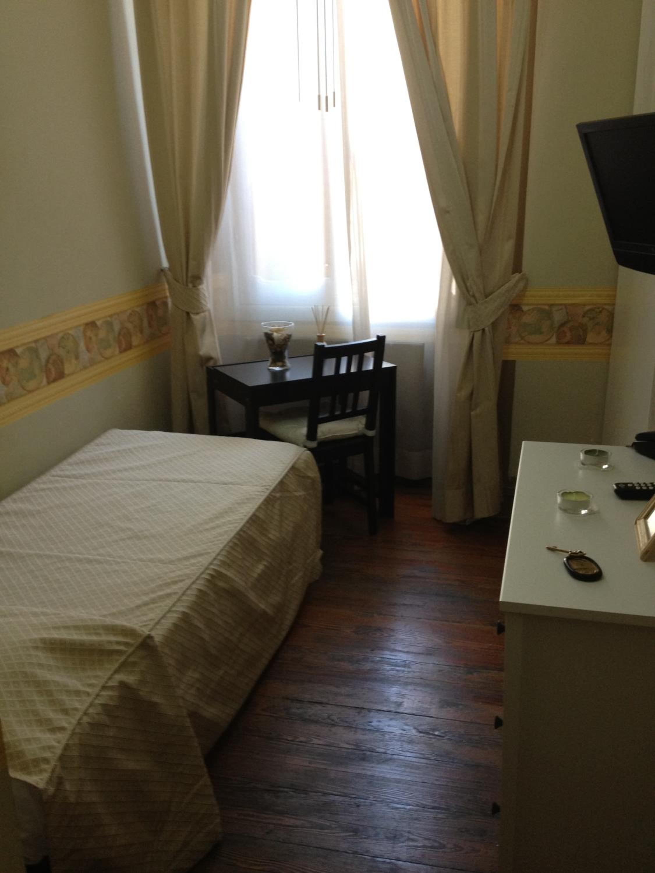 Single Room photo 1