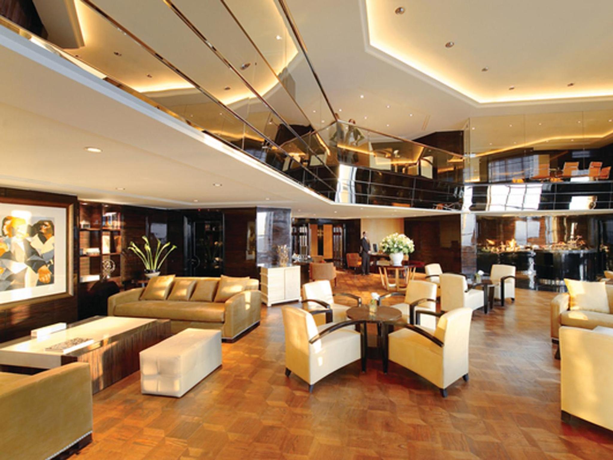 Fairmont Gold Room with Partial Nile View-  Lounge access photo 2