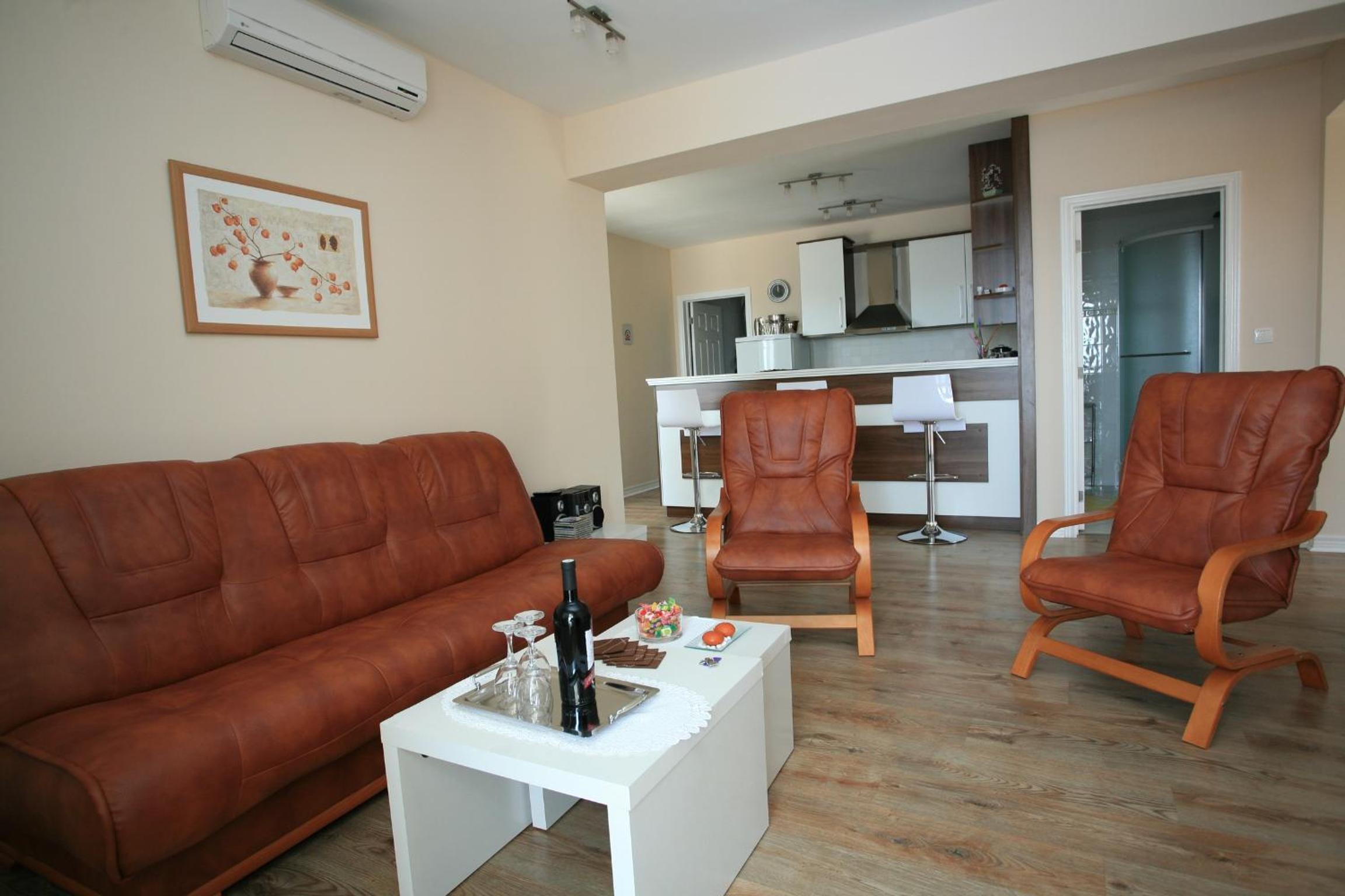 Four-Bedroom Villa photo 1