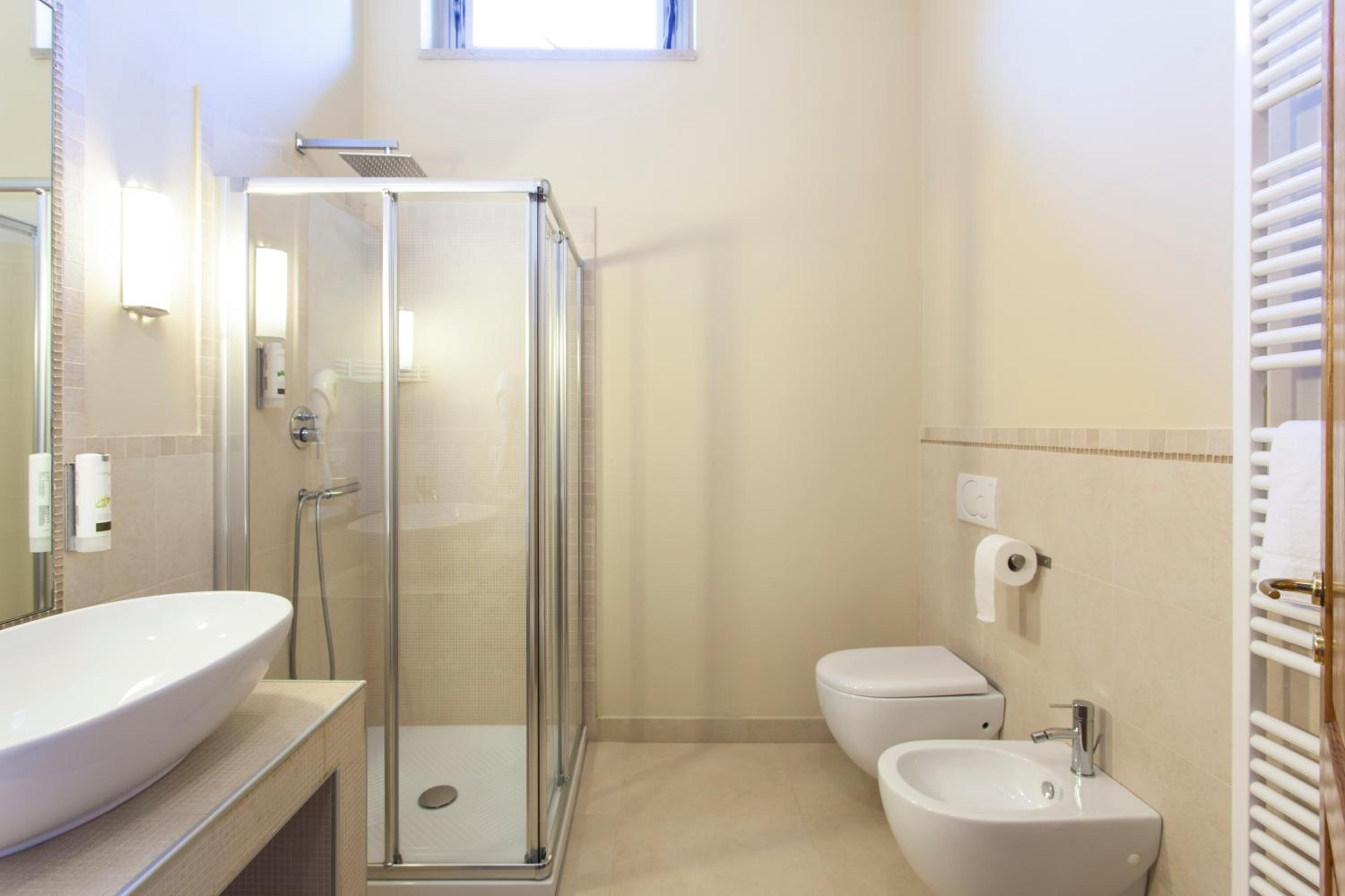 Superior Double Room - Photo 3