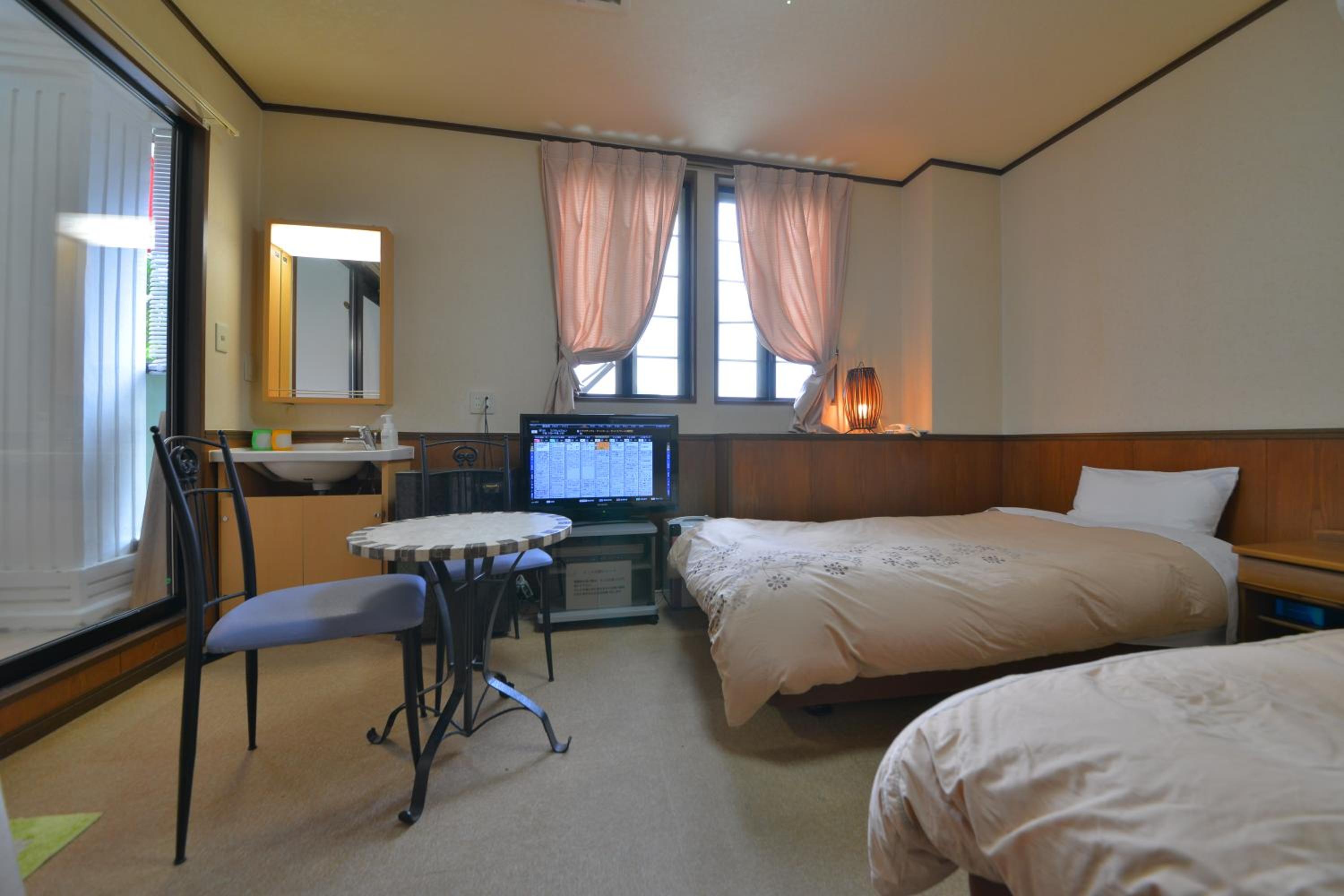 Twin Room photo 1