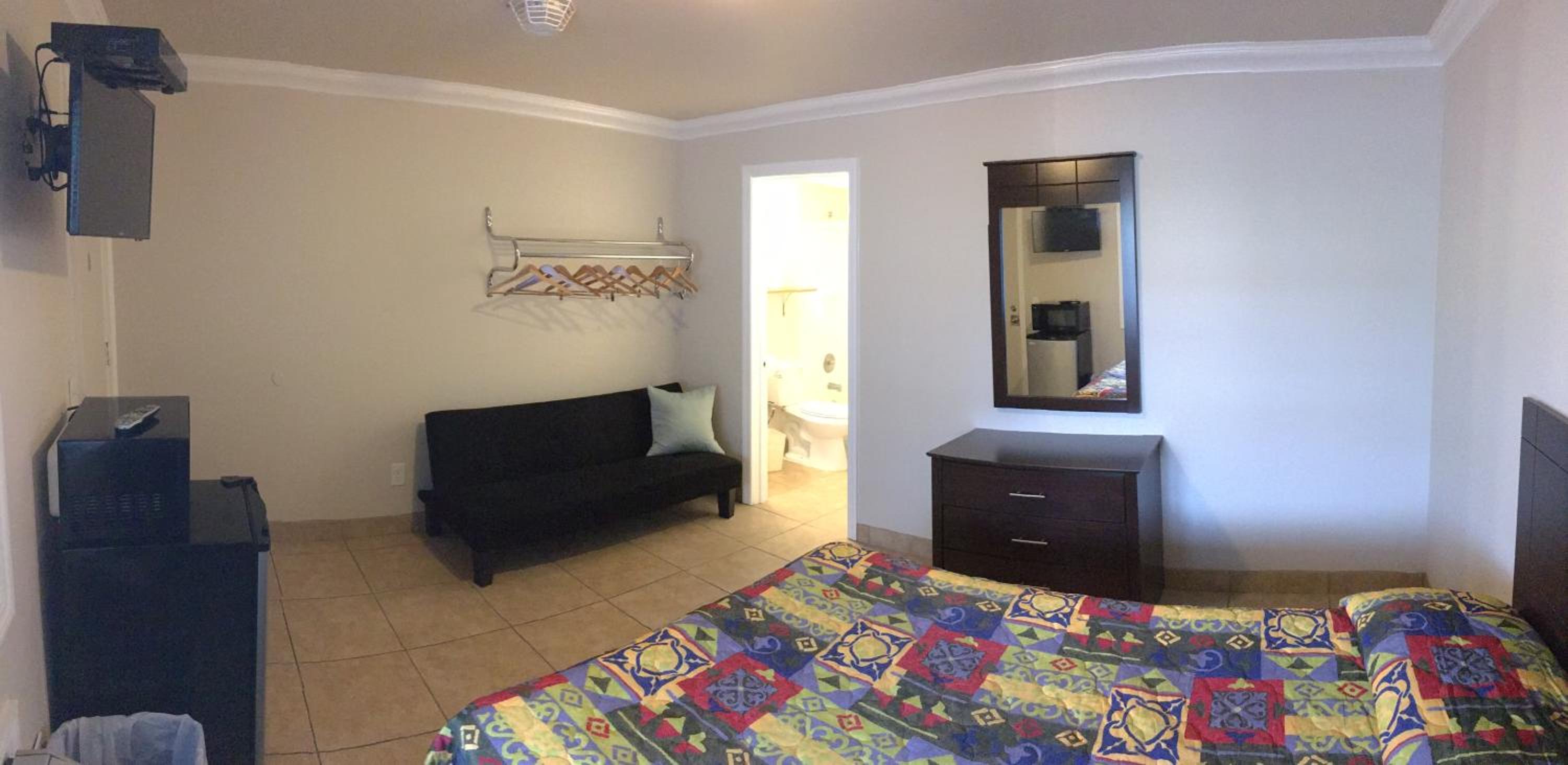 Deluxe Single Room - Photo 1