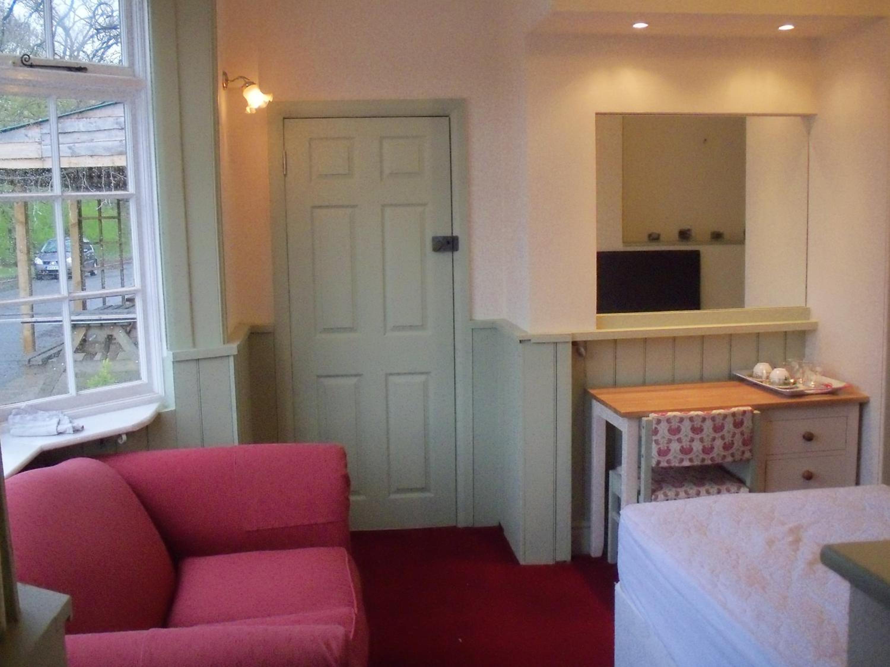 Superior Twin Room - Photo 2