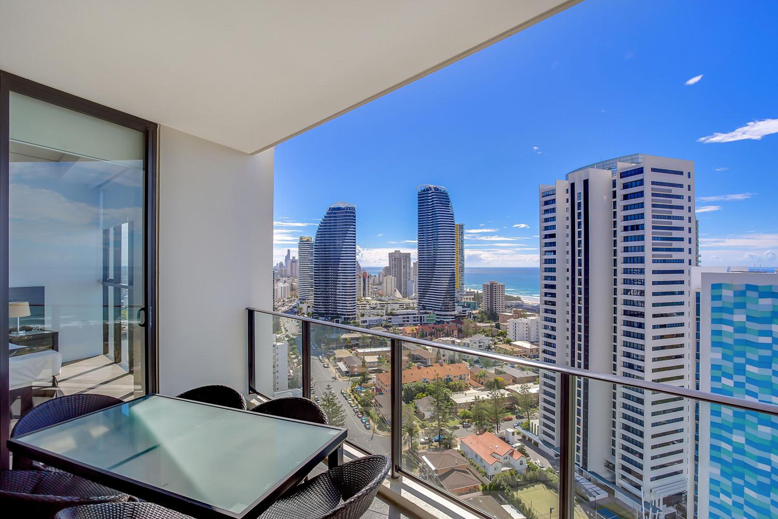Two-Bedroom Apartment With Ocean View - Photo 11
