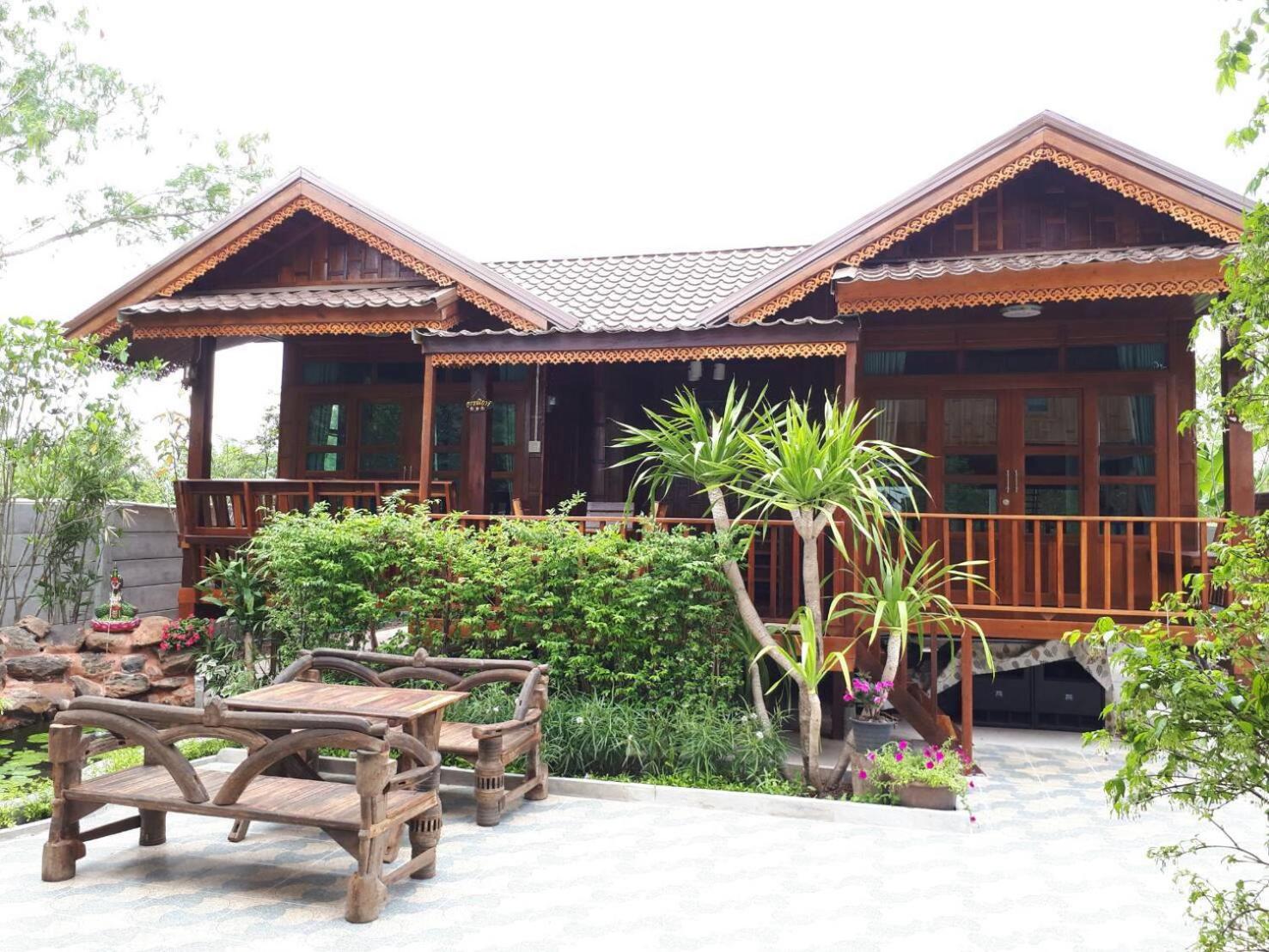 One-Bedroom House - Photo 11