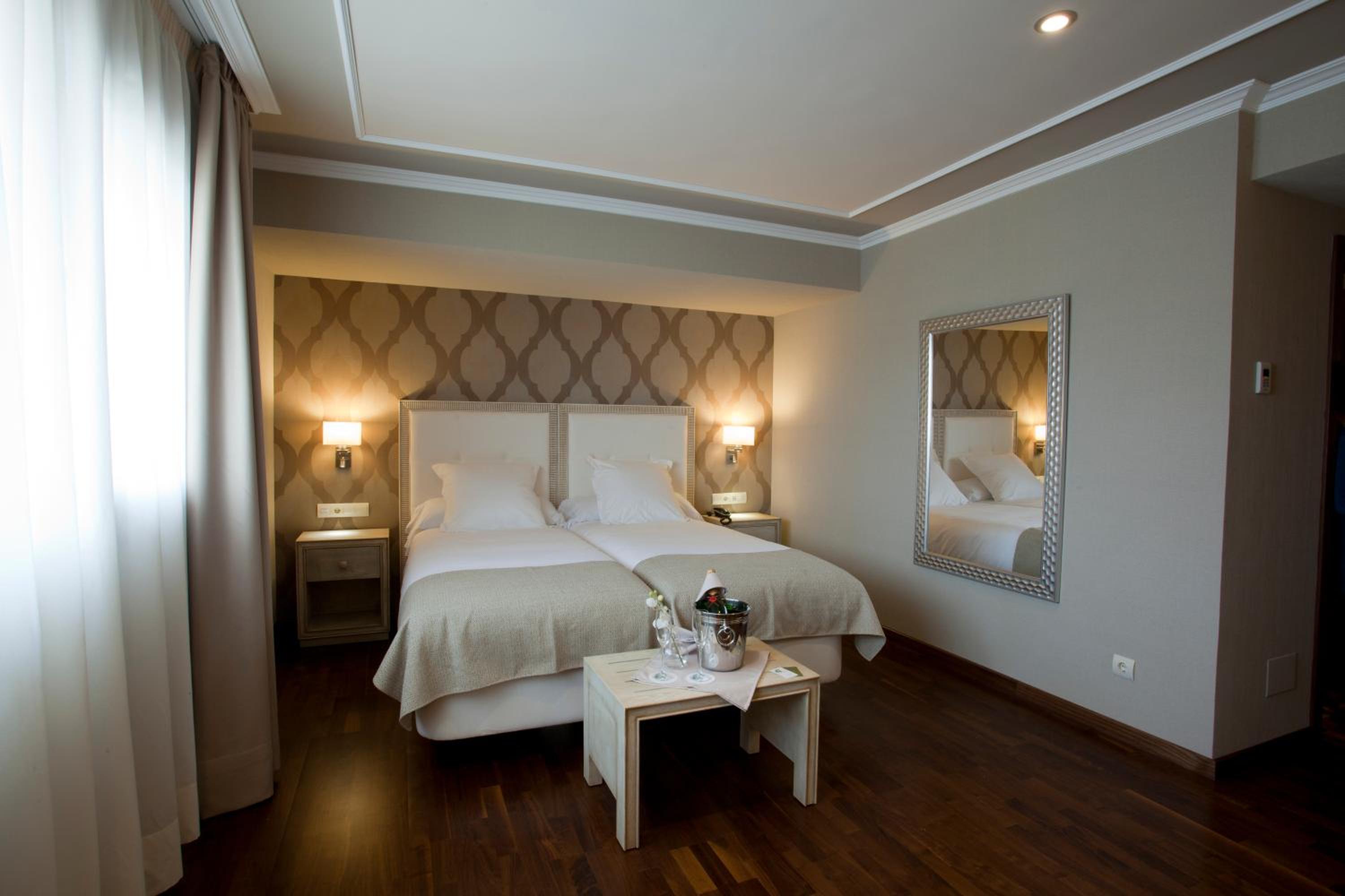 Superior Double Room - Photo 1