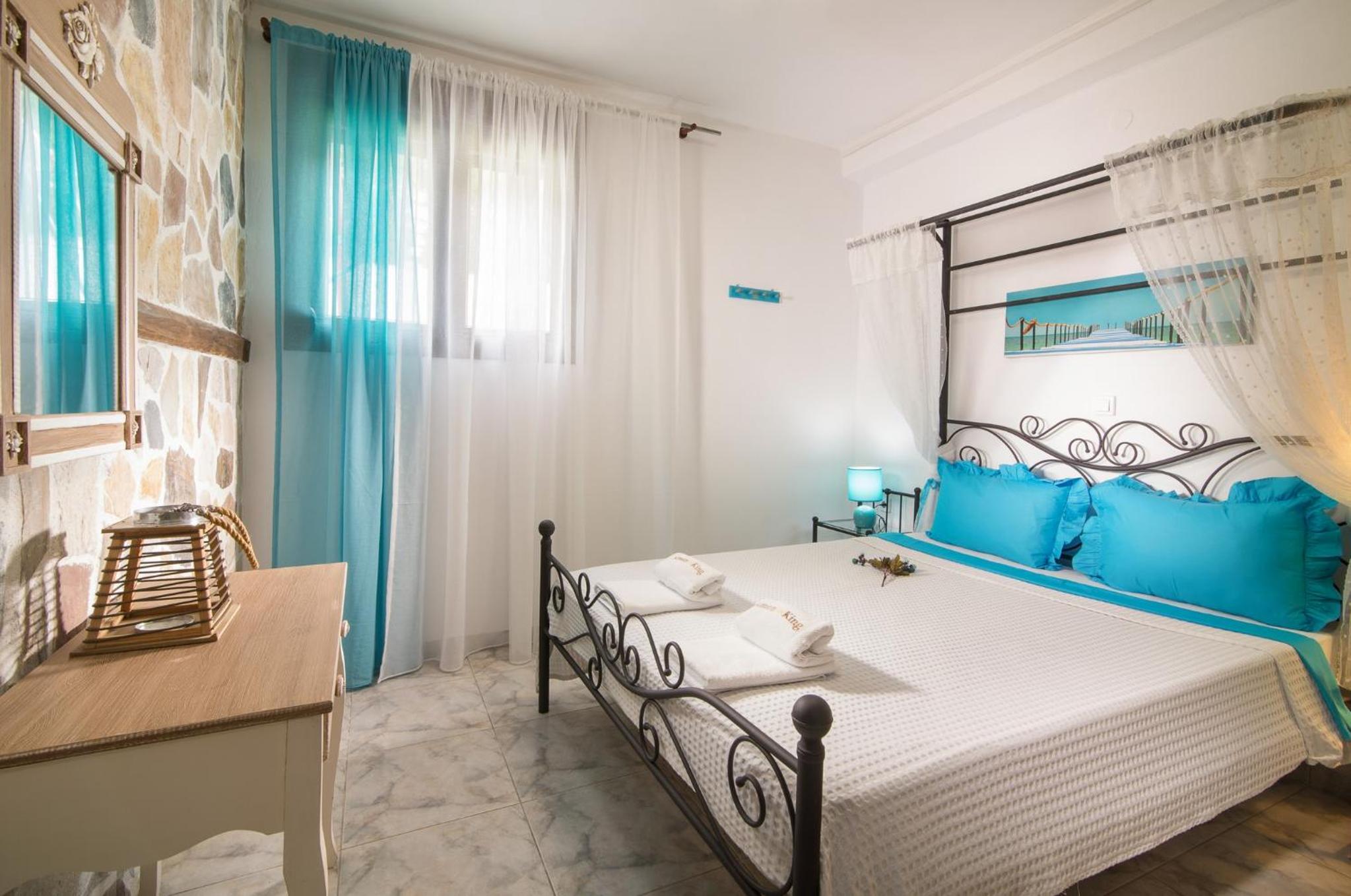 One-Bedroom Apartment (4 Adults) - Ground Floor photo 3