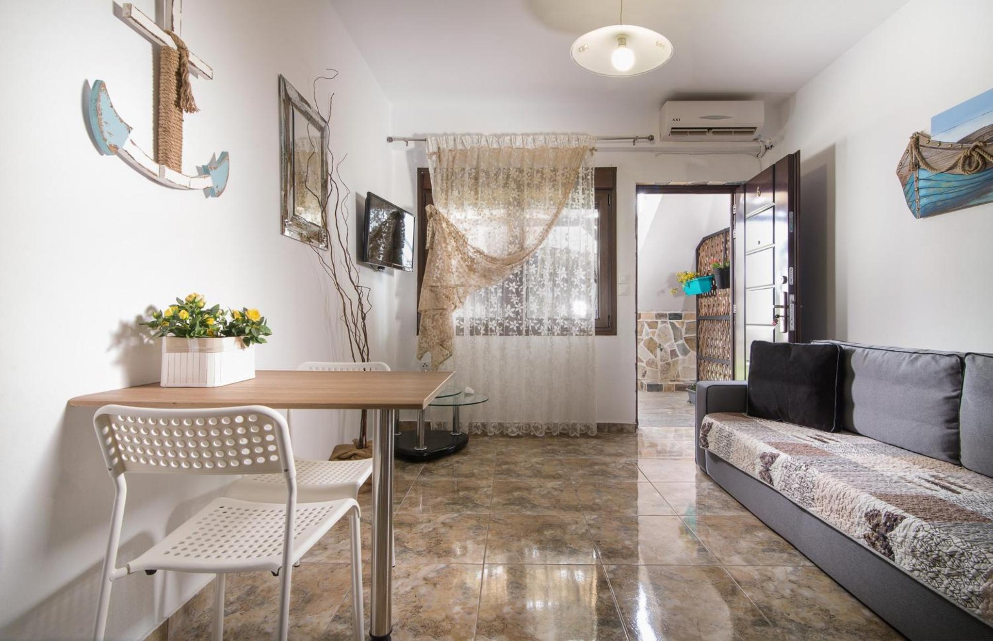 One-Bedroom Apartment (4 Adults) - Ground Floor photo 1