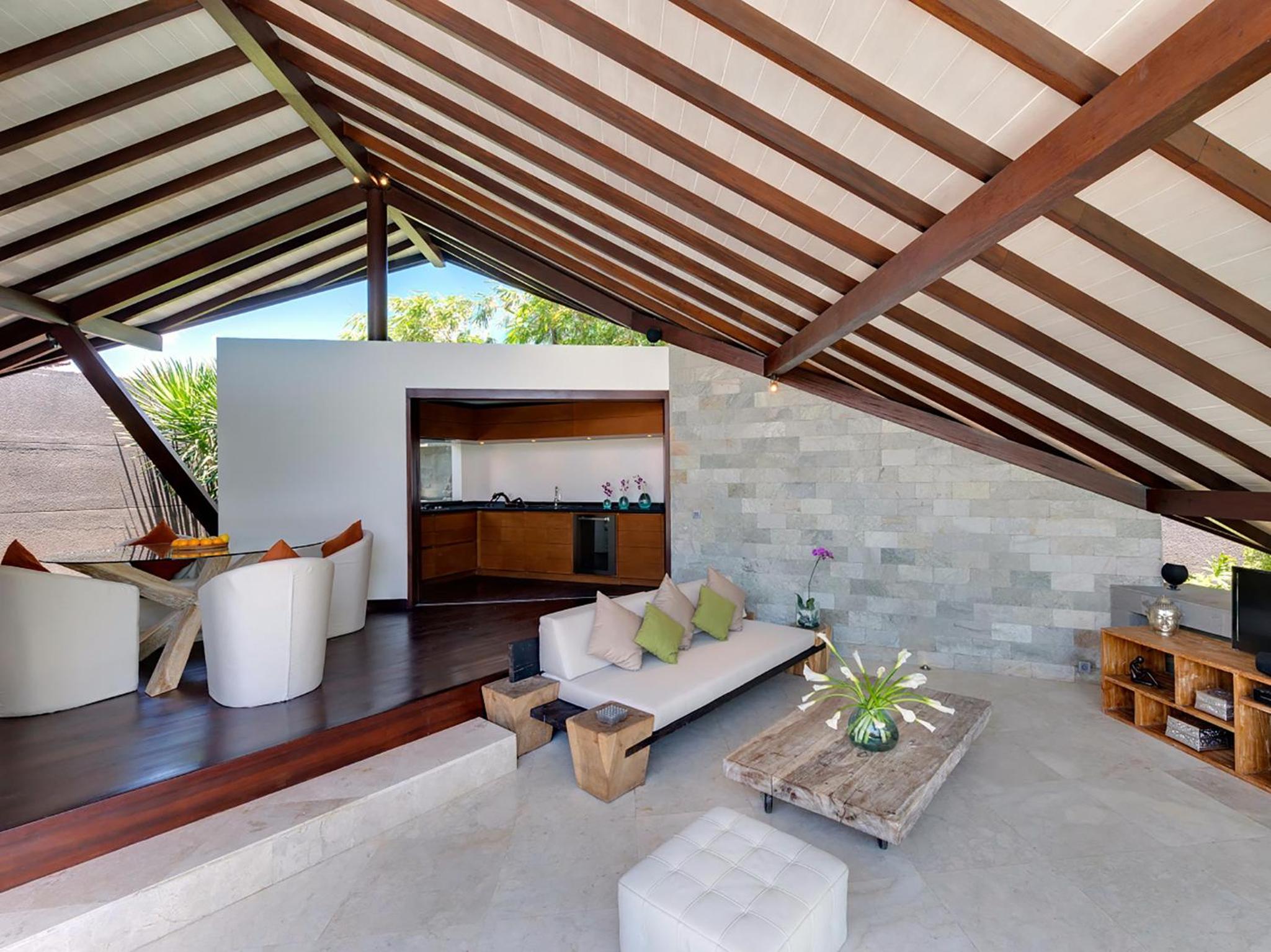 One-Bedroom Villa with Private Pool photo 3