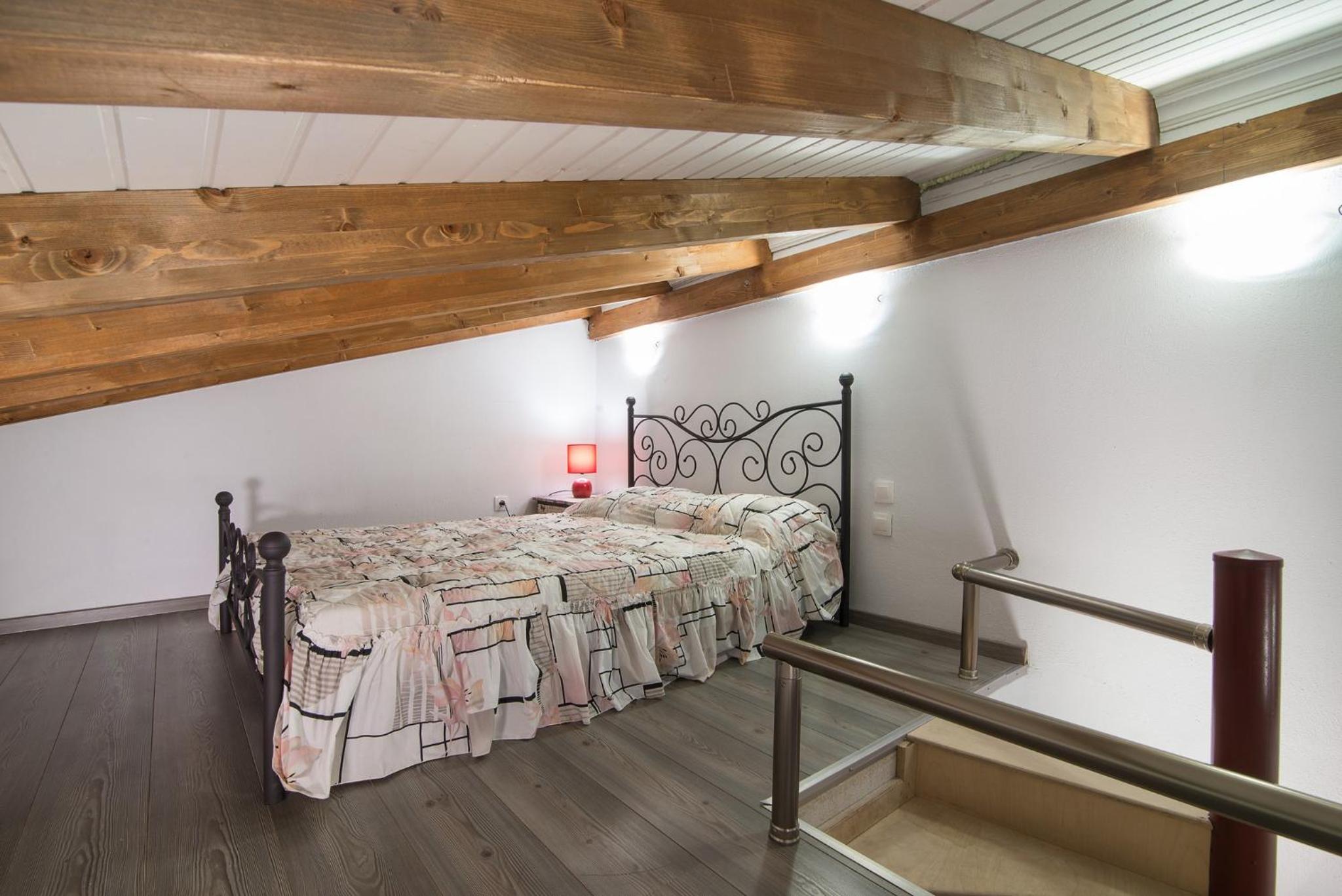 Maisonette (3 Level) photo 3