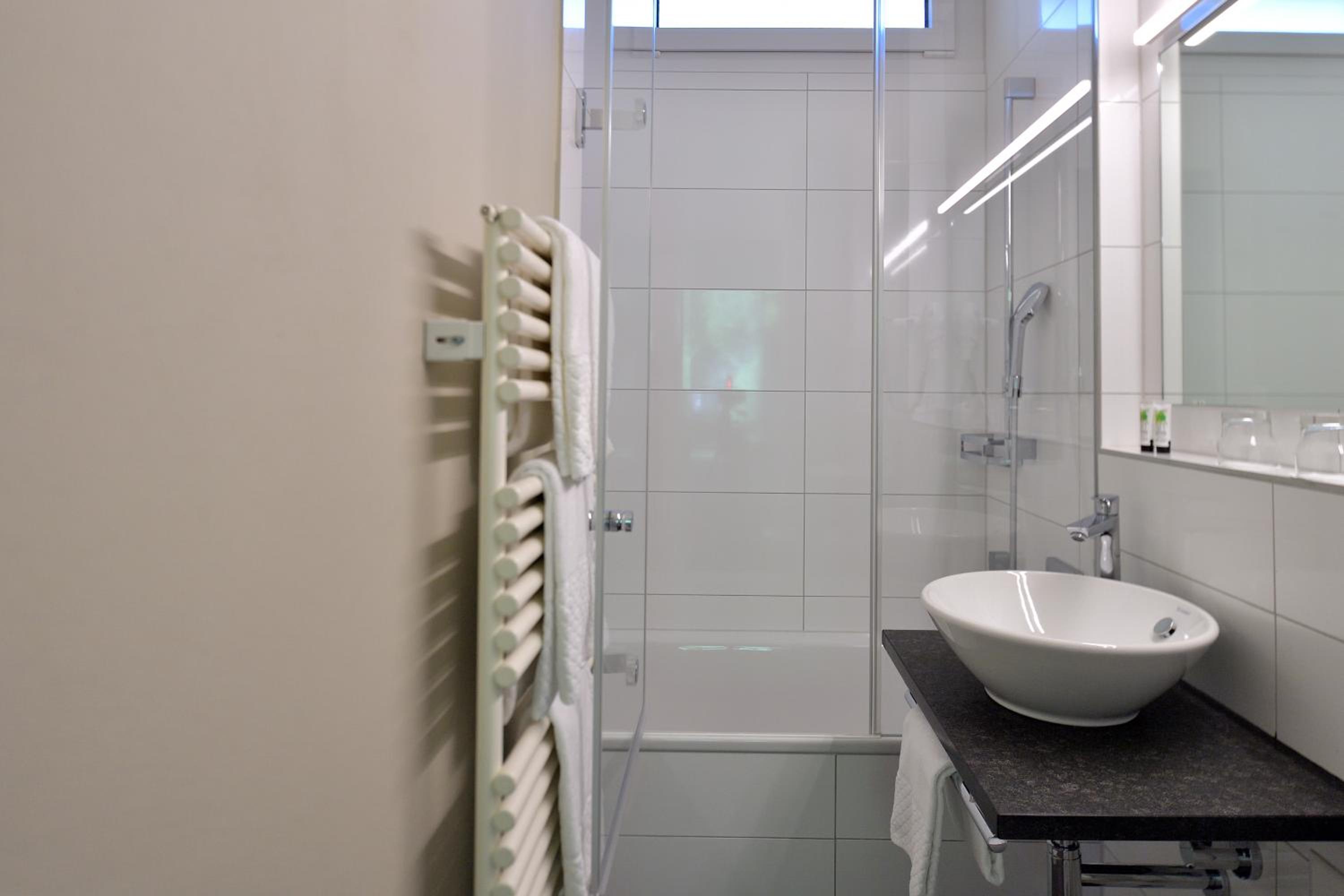 Comfort Double Room with Private Parking - Photo 6