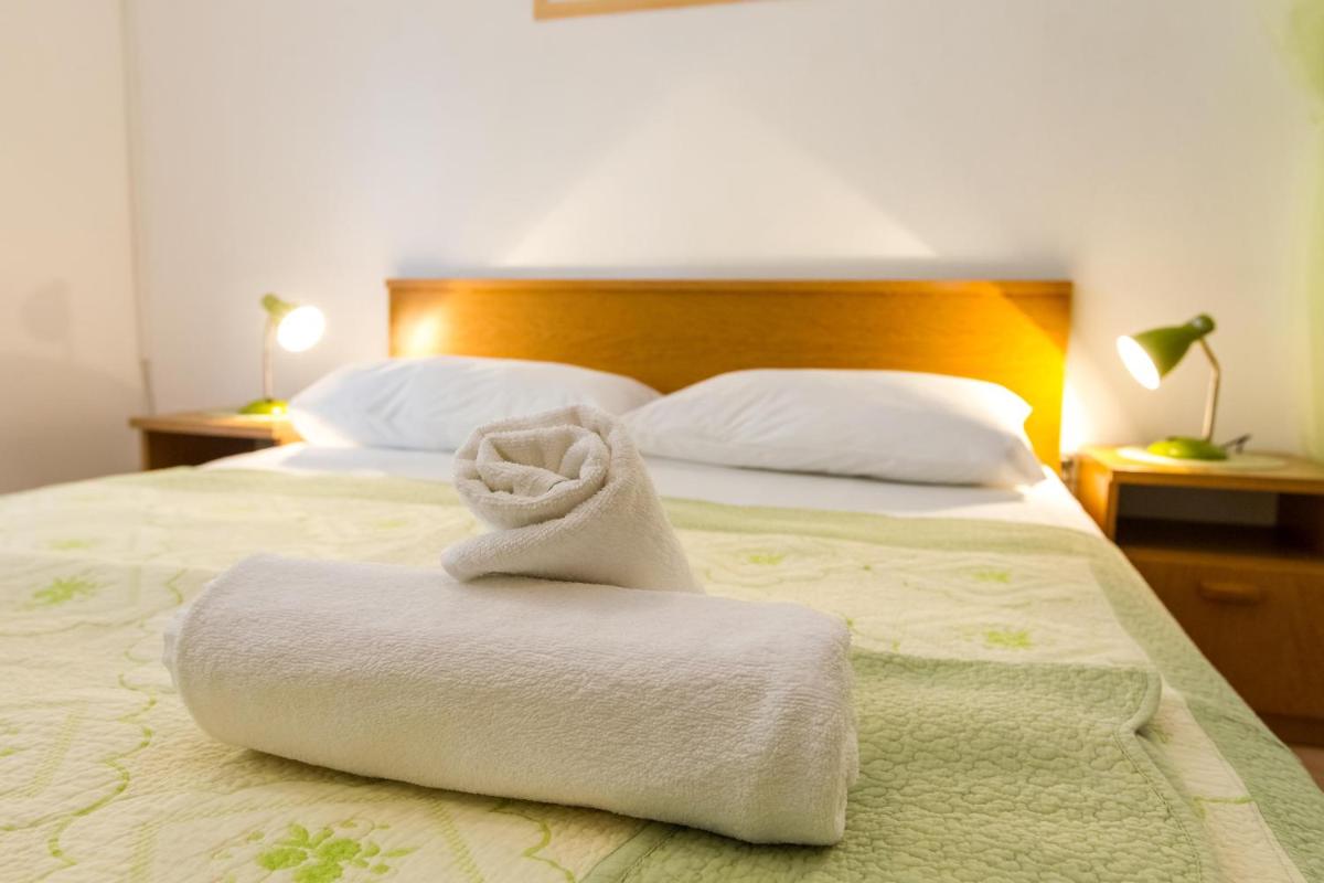 Double Room with Terrace photo 3