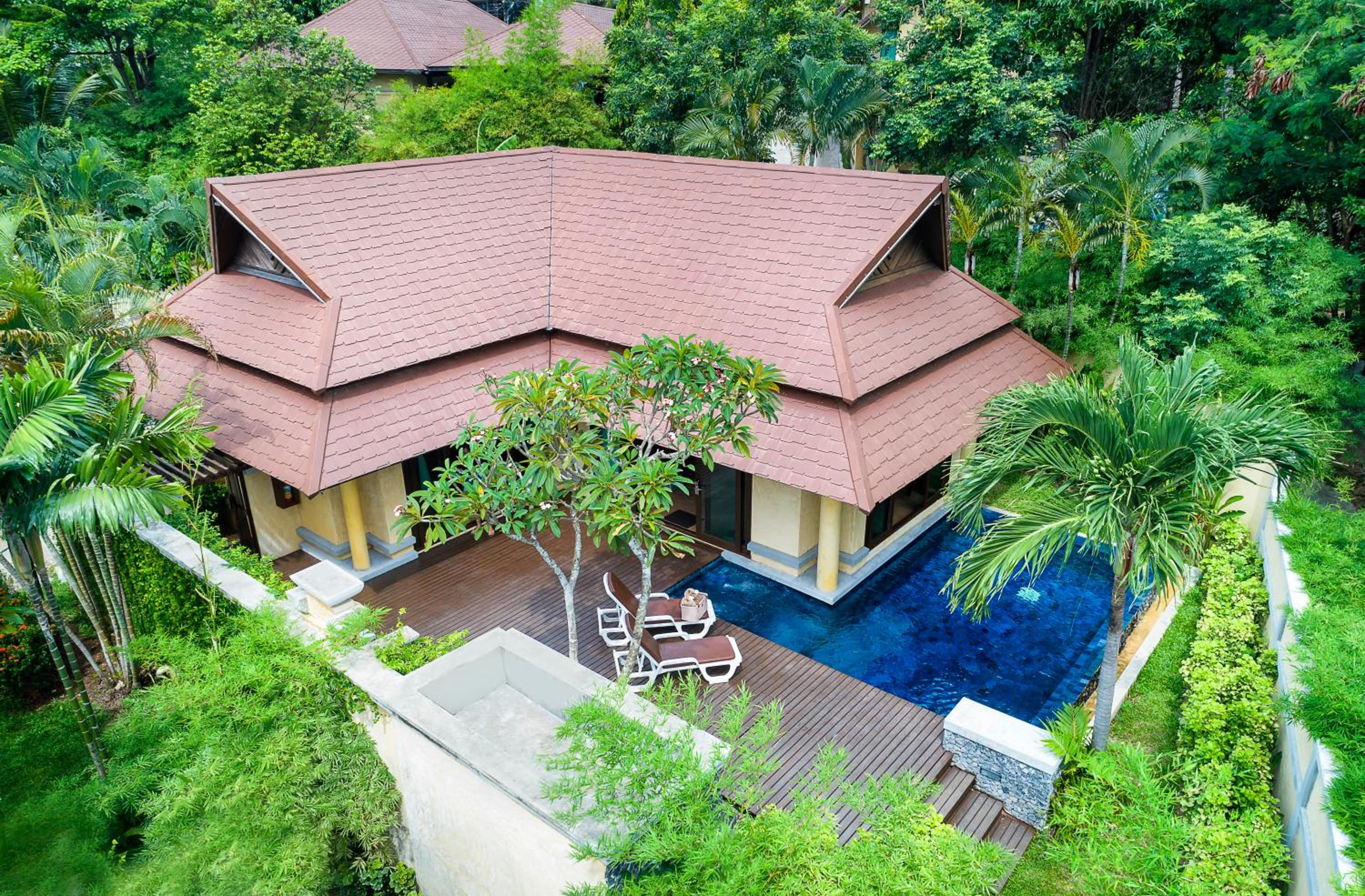 Pool Villa Suites photo 3