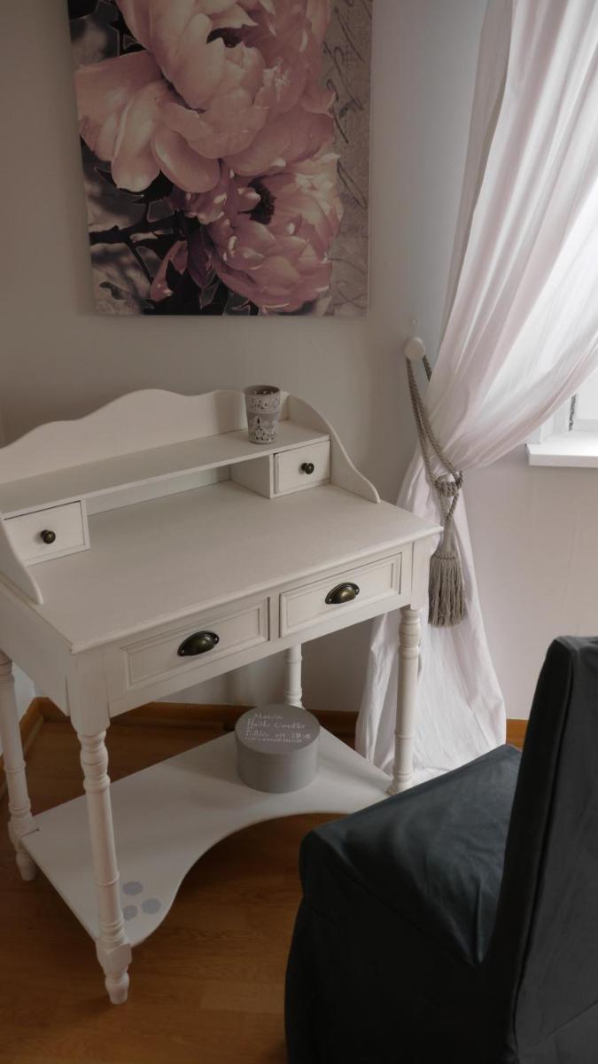 Twin Room with Bath photo 1