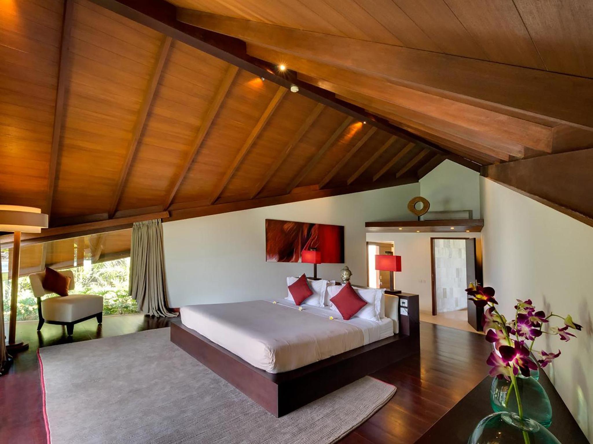 Four-Bedroom Villa with Private Pool photo 3