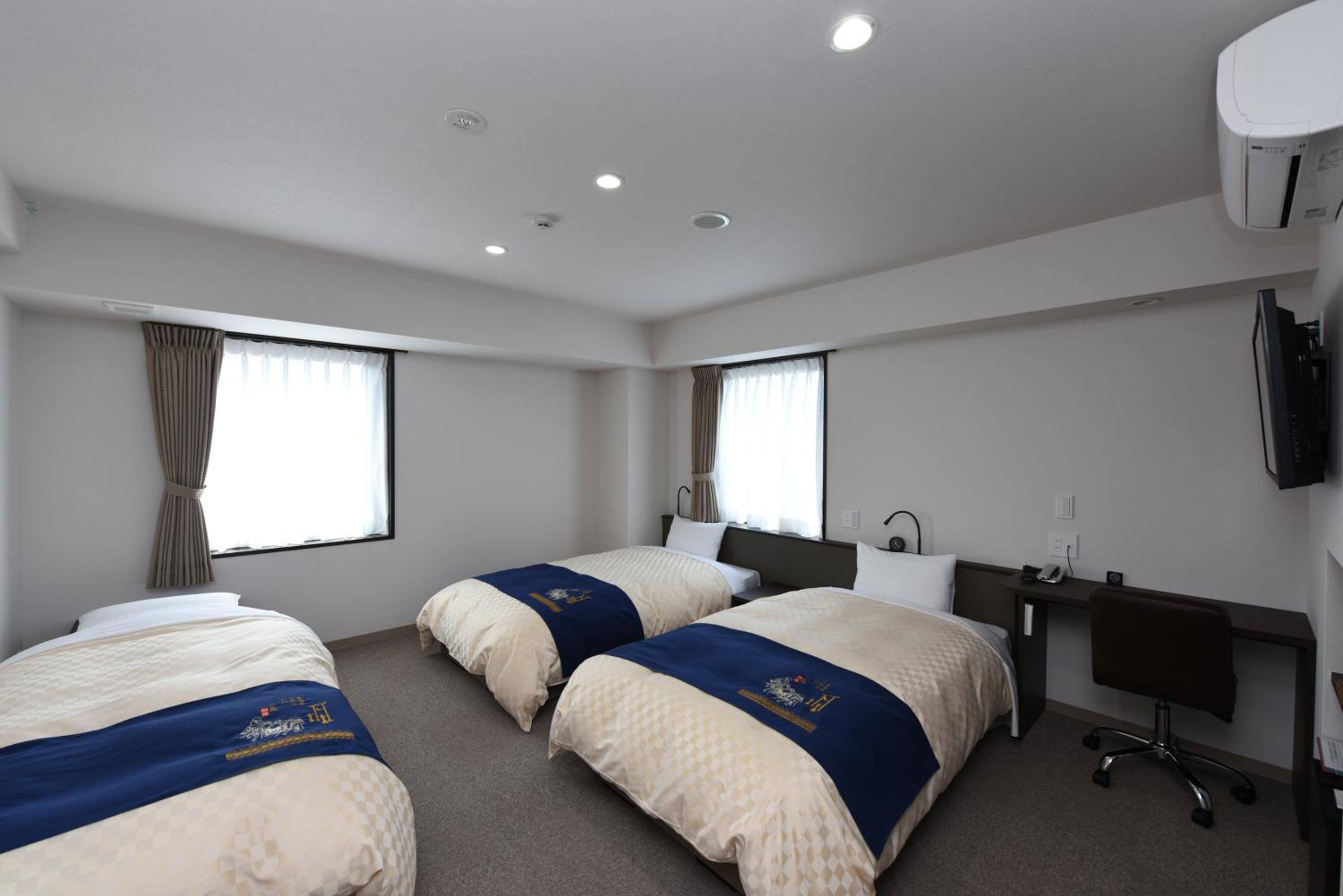 Superior Twin Room photo 3