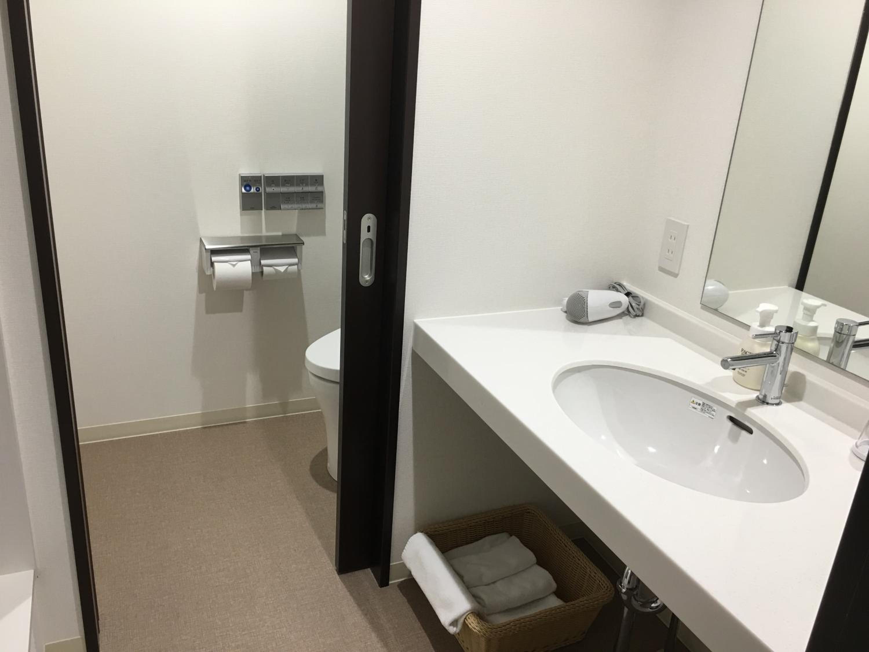 Superior Twin Room photo 2