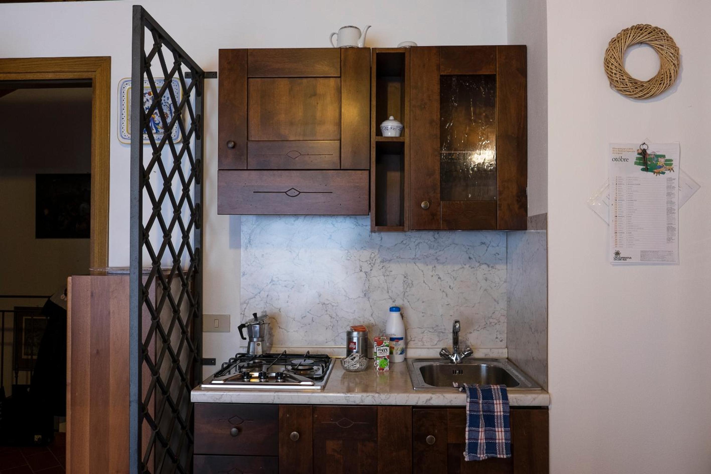 Twin Room With Bathroom photo 2