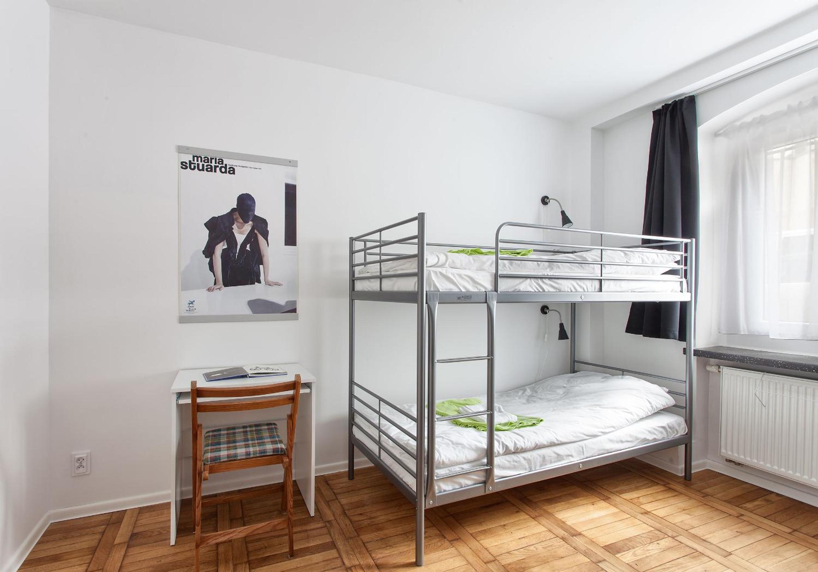 Bed in 4-Bed Mixed Dormitory Room photo 1