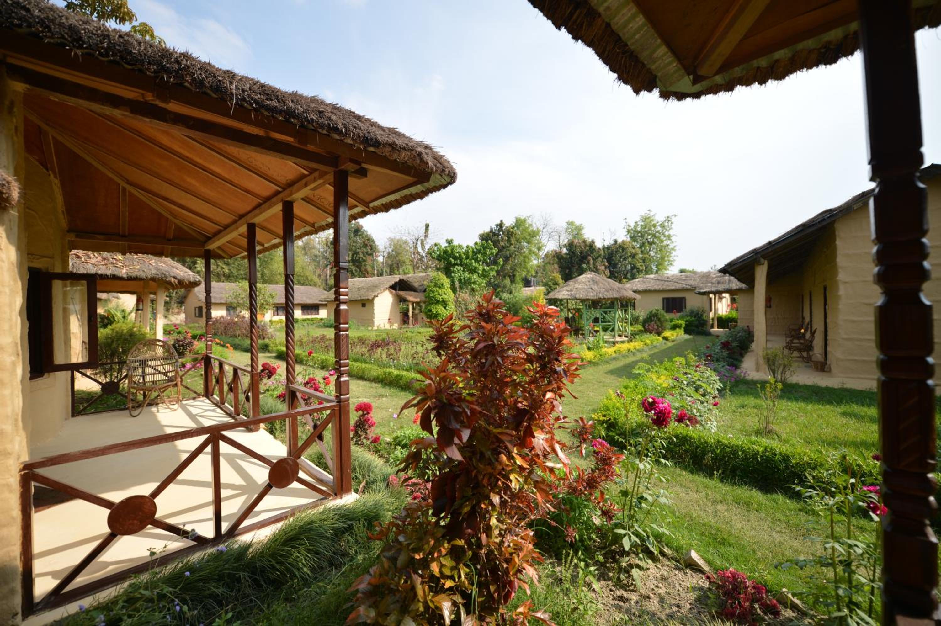 Deluxe Double or Twin Room with Garden View photo 2