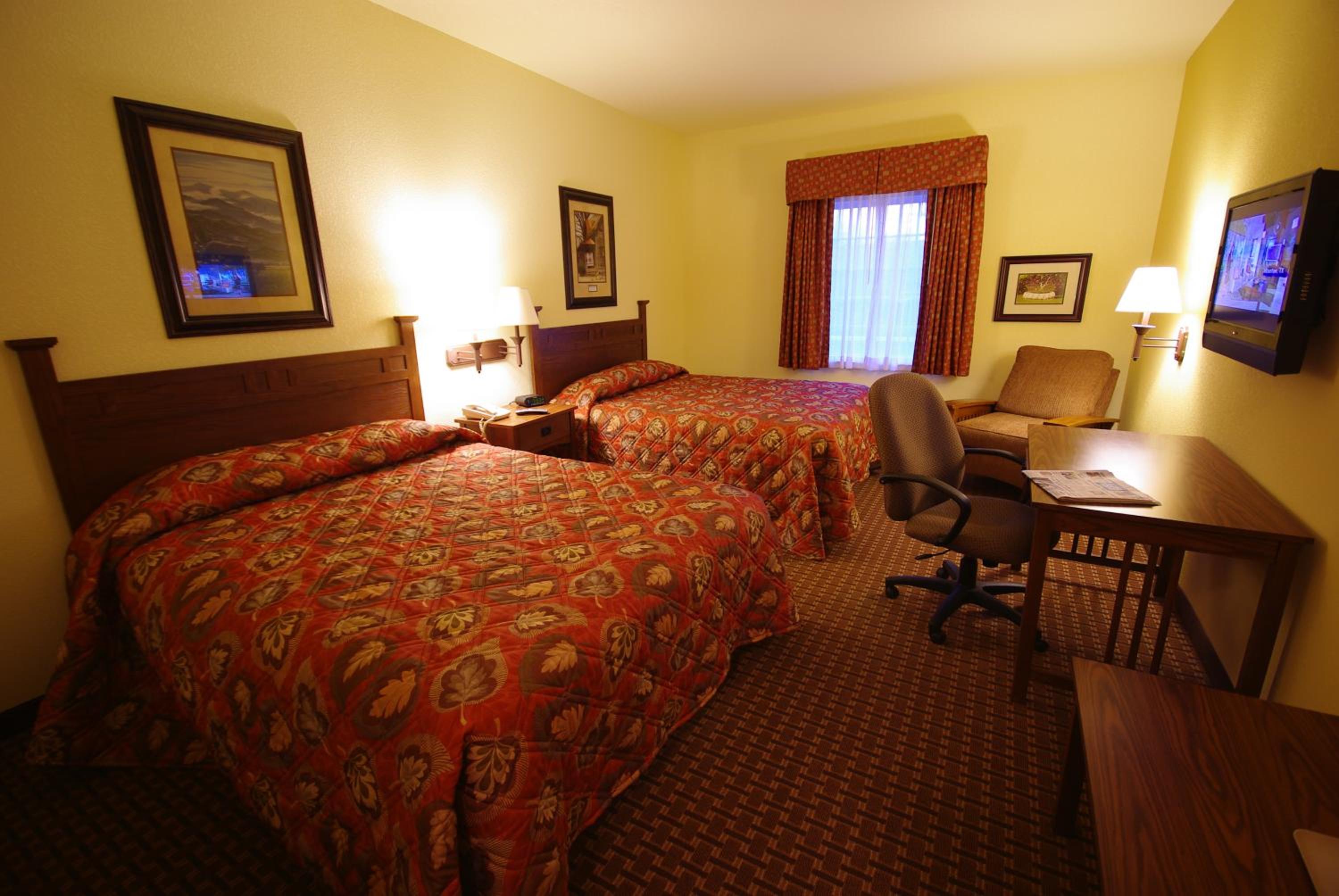 Superior Queen Room with Two Queen Beds photo 1