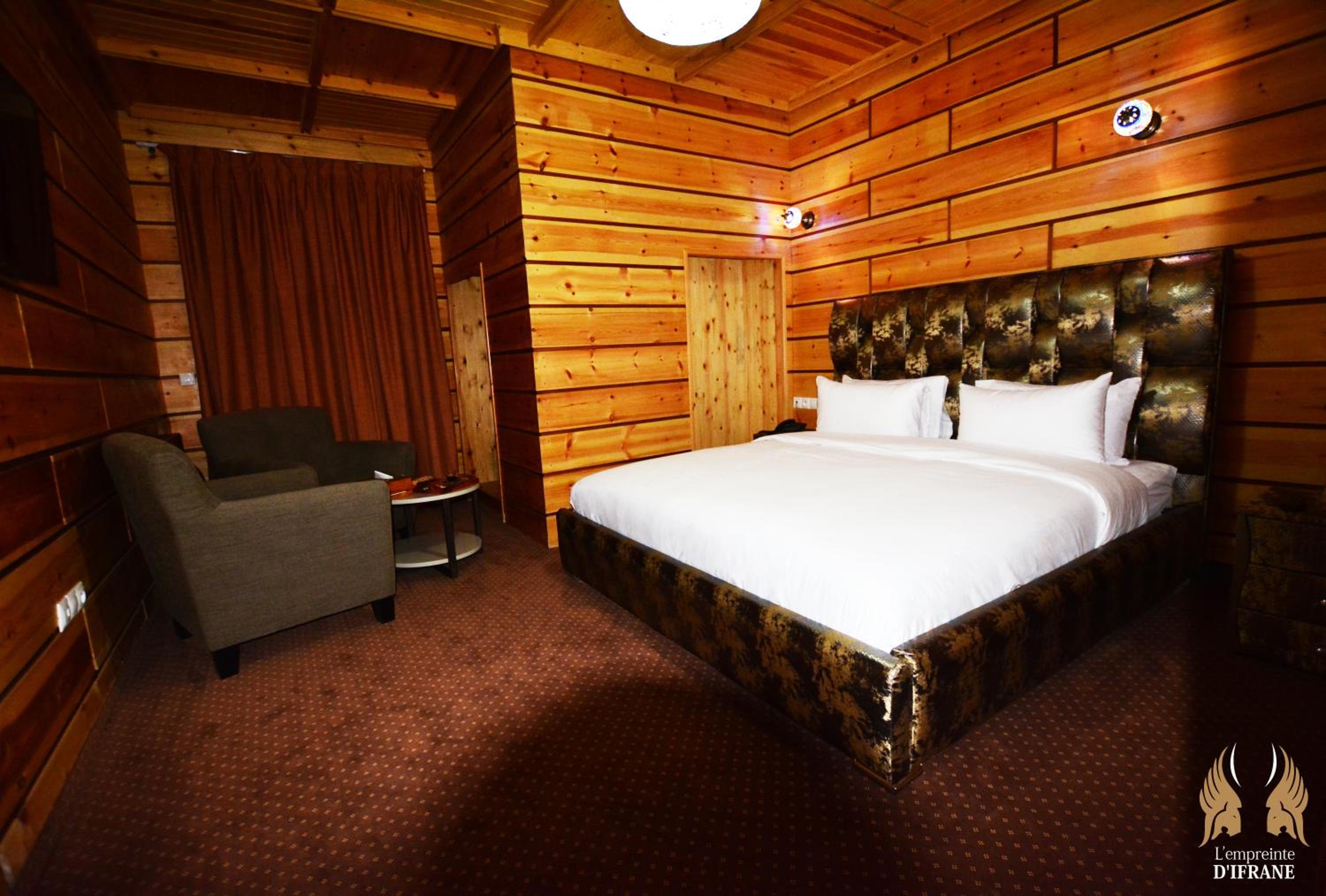 Standard Suite - Photo 6
