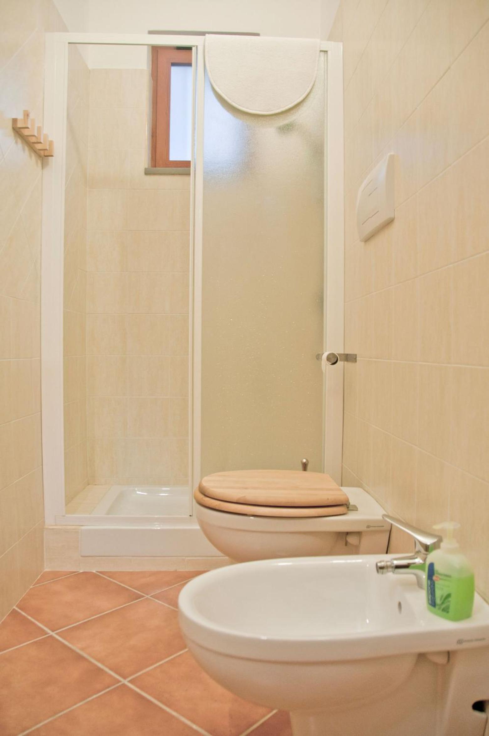 Triple Room - Photo 7