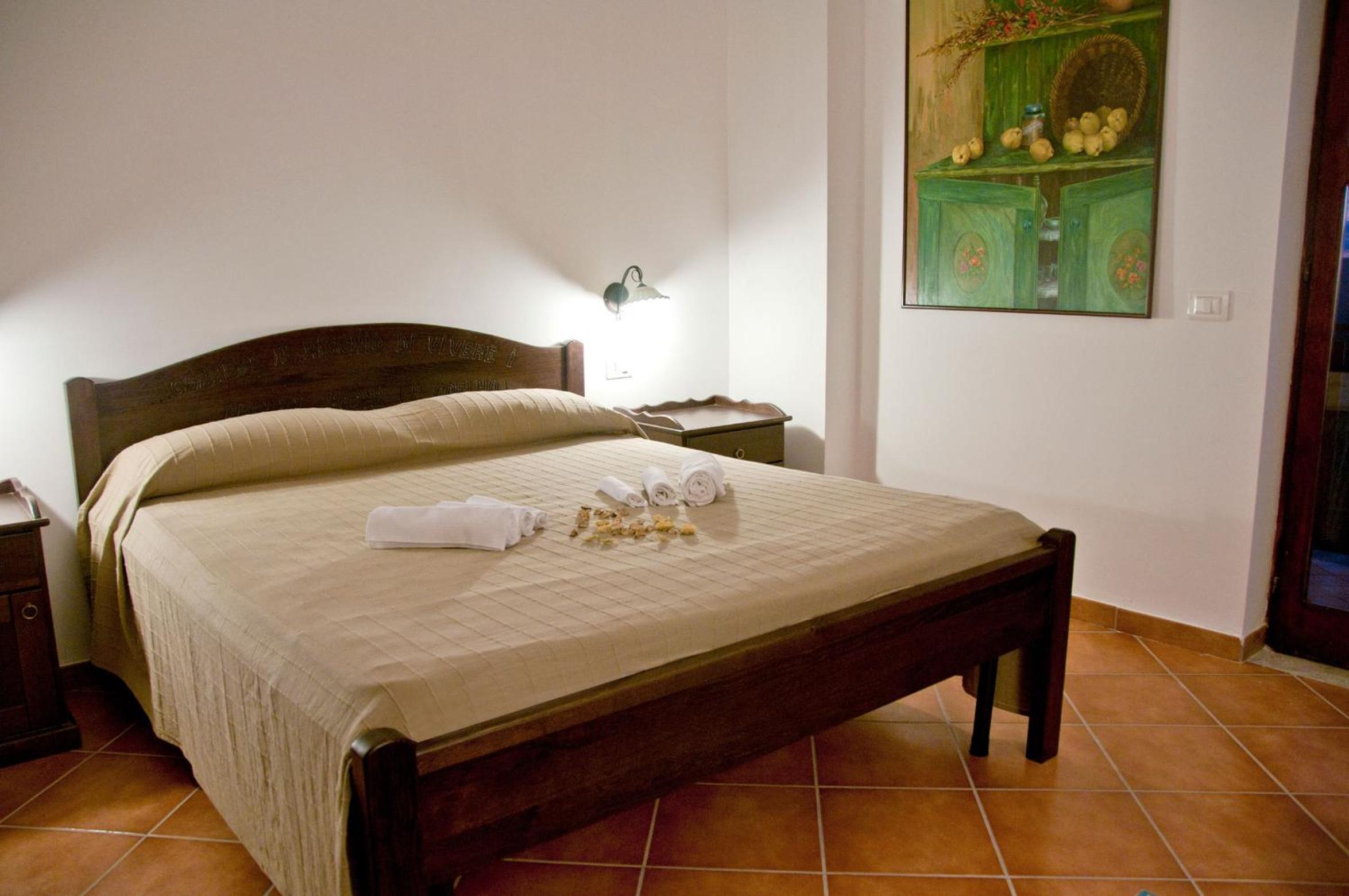Double Room - Photo 3