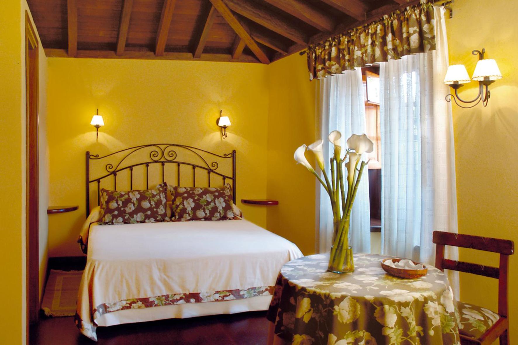 Casa de cuatro habitaciones
