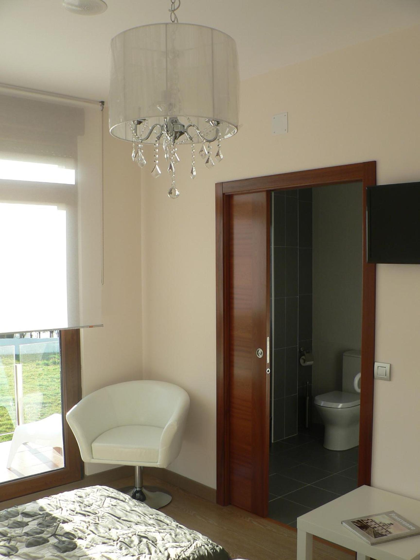 Double Room with Sea View - Photo 7