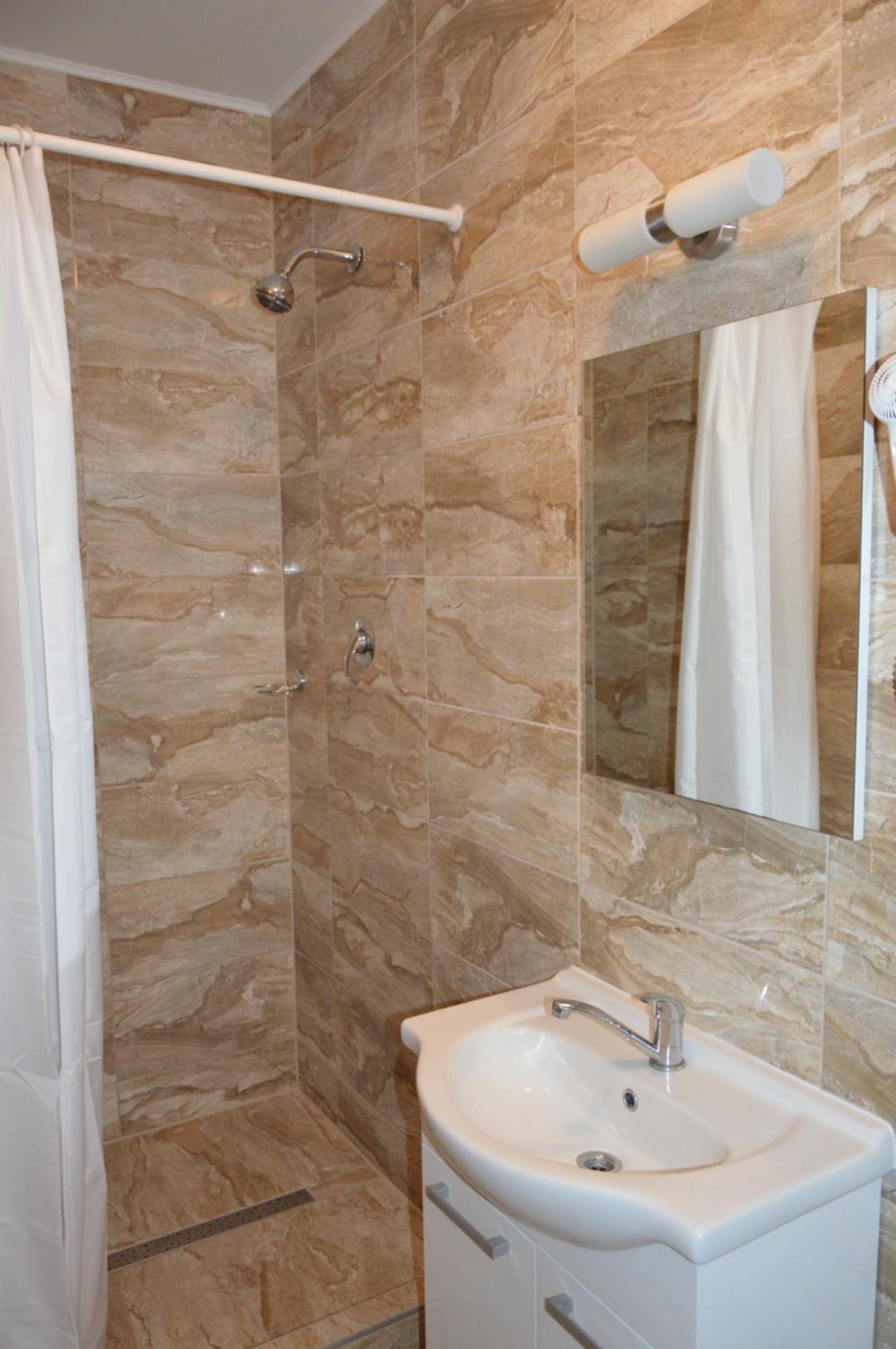 Standard Triple Room photo 3