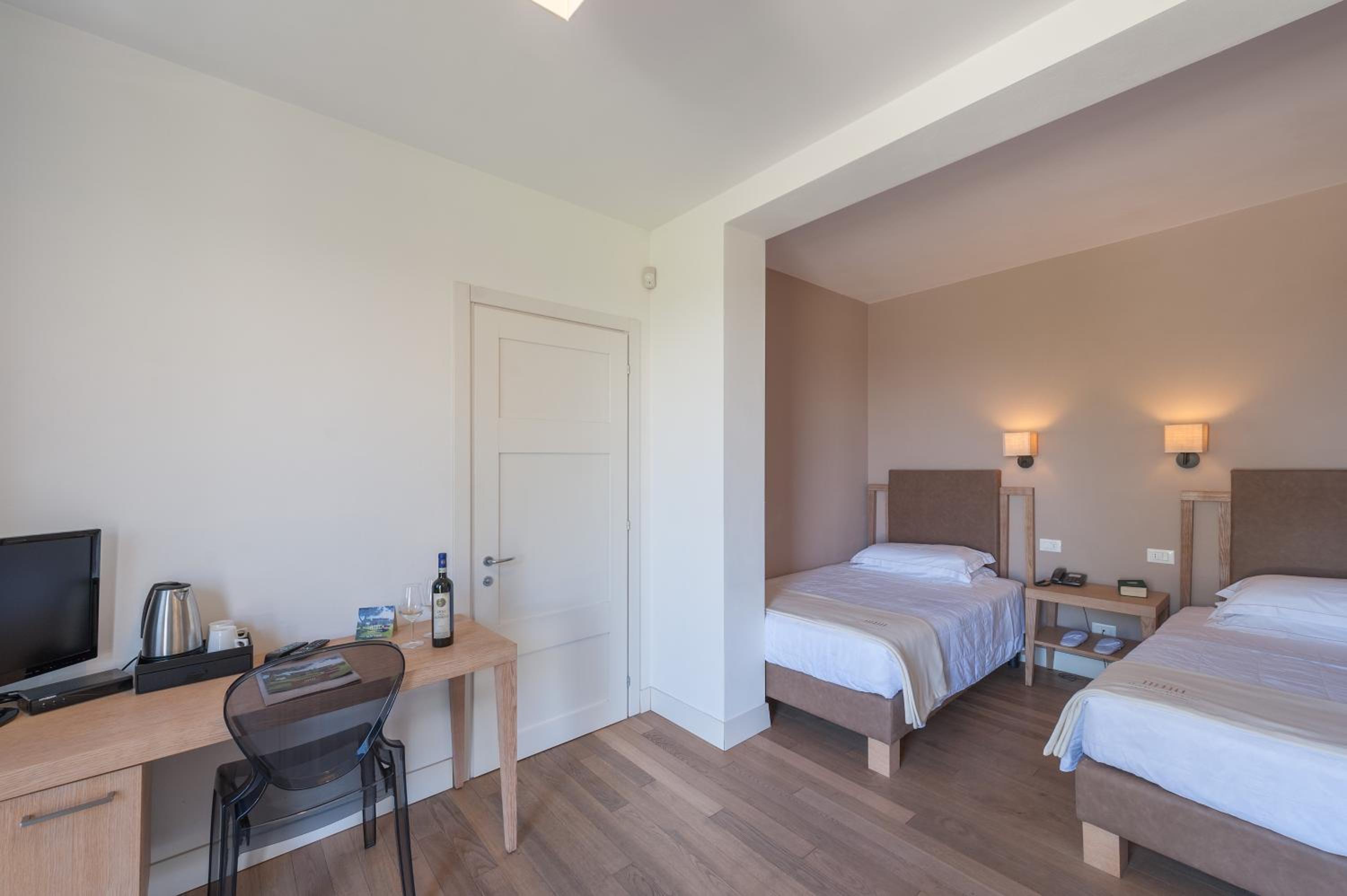 Twin Room photo 2
