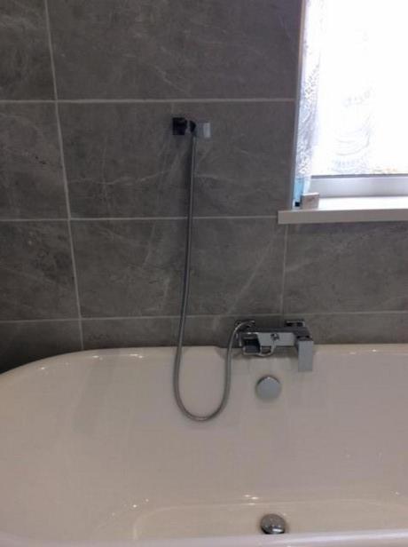 Double Room with Private Bathroom - Photo 13