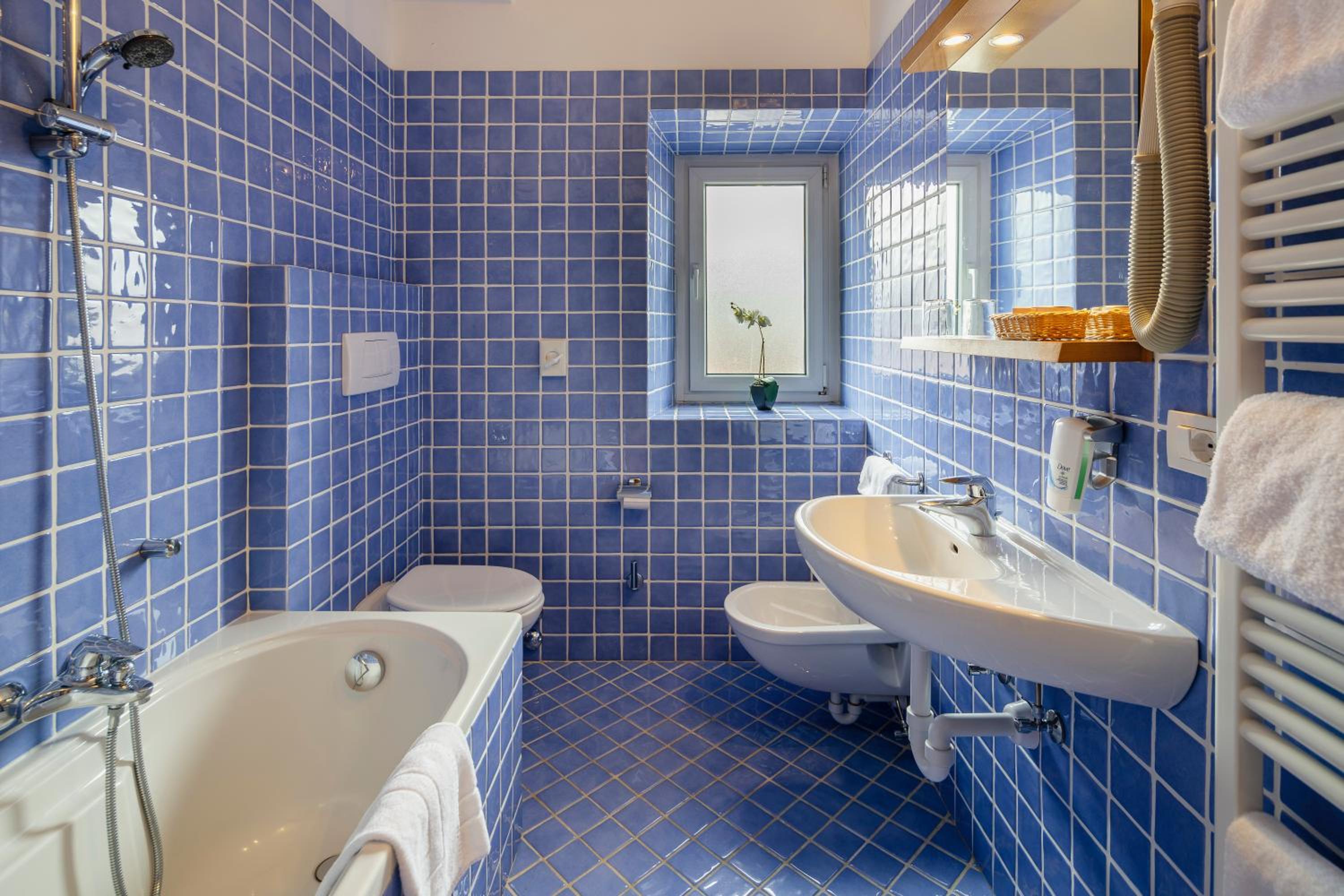 Standard Double or Twin Room with Balcony photo 3