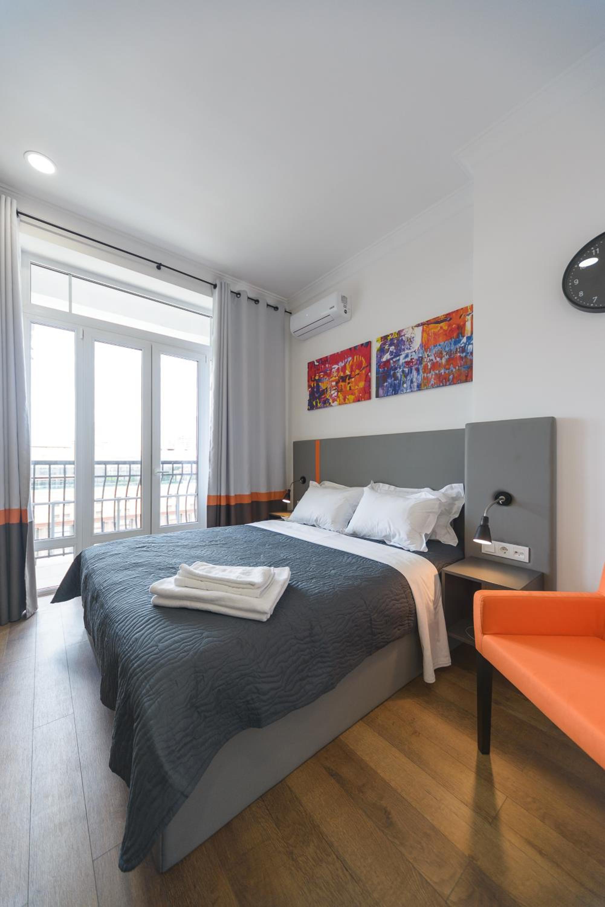 Stylish view studio on Khreschatyk 23